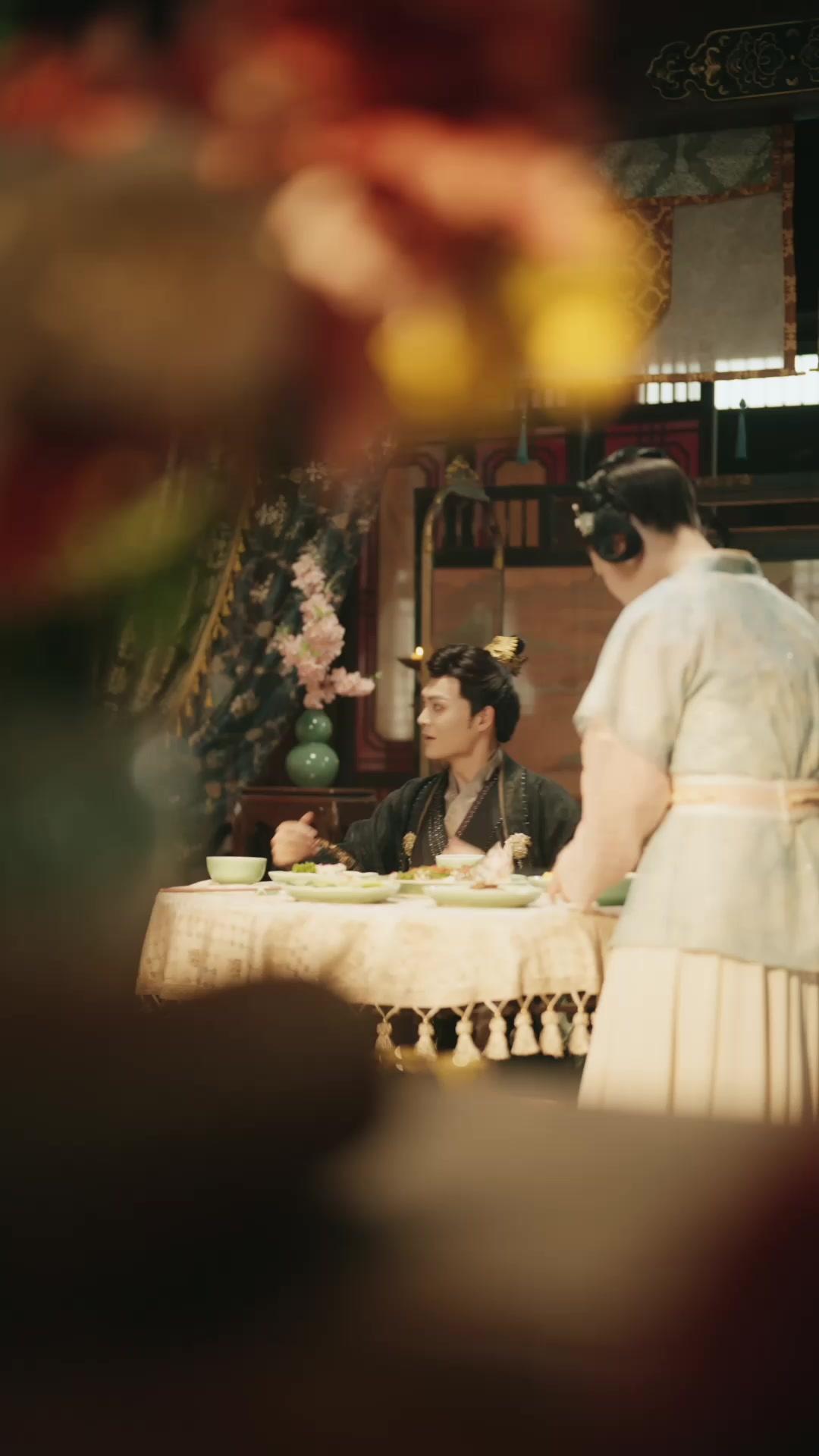 โฉมหน้าจอมพลิกรัฐ