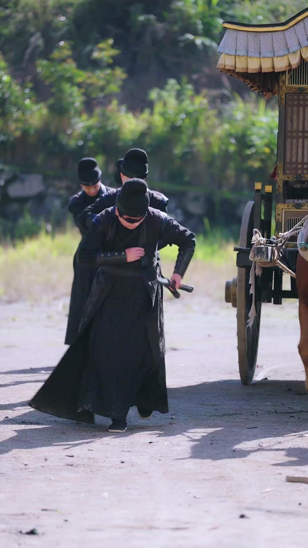 Disguise:Bandit Rose to Power!