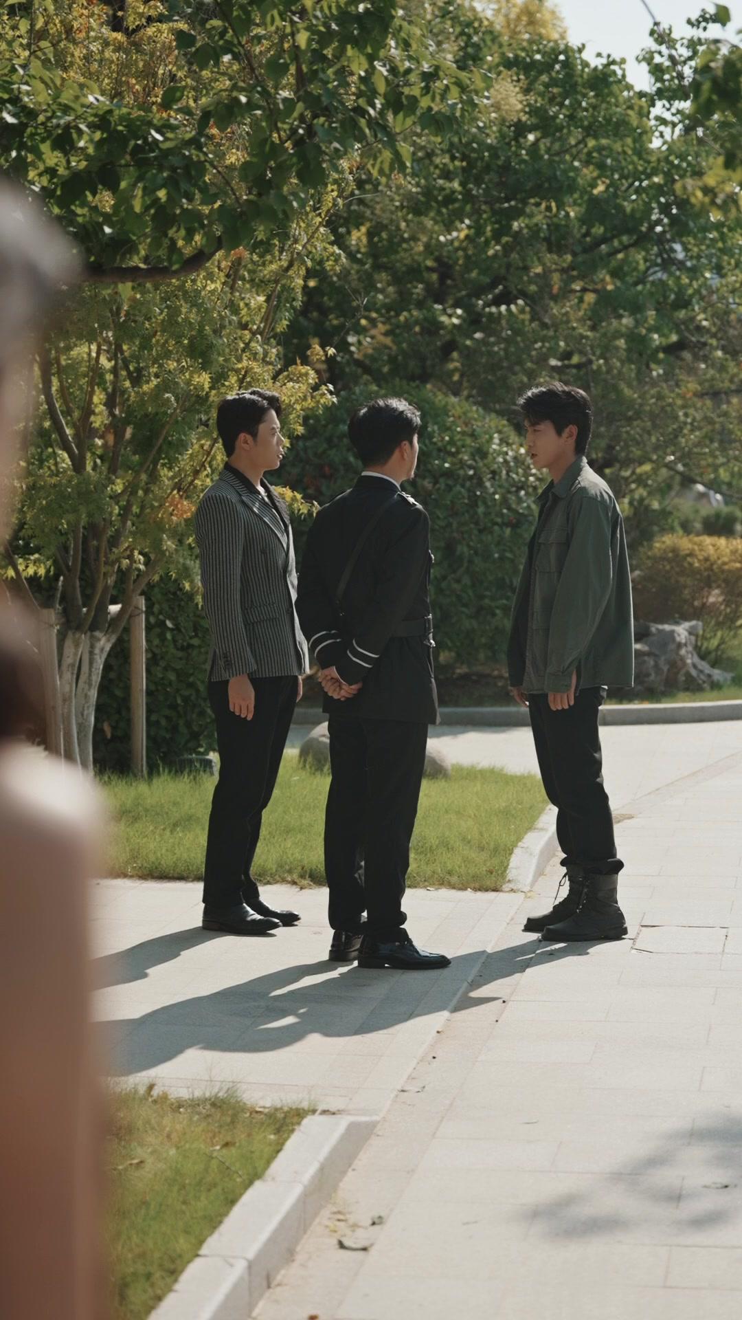 LE SOLEIL DE L'ARMÉE