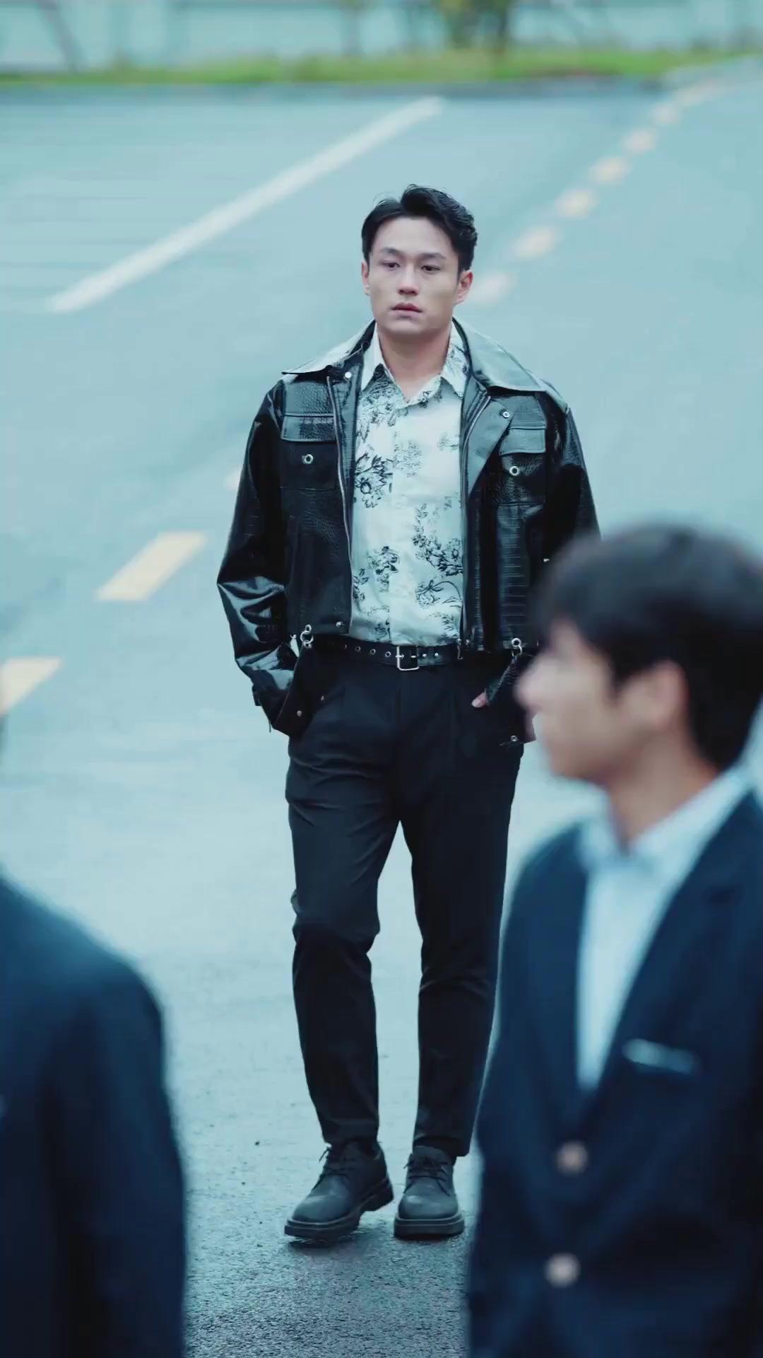 (Dubbed) New Kid? He's a Mafia Heir!