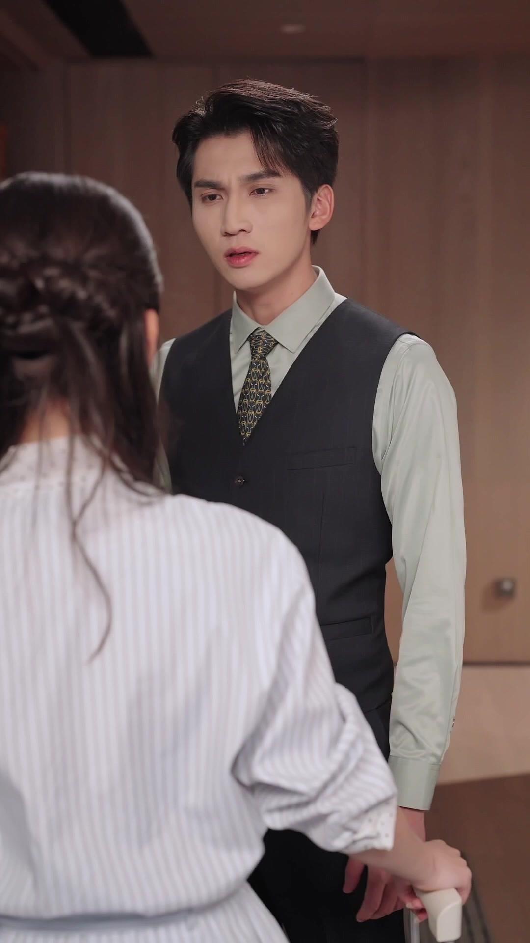 L'ILLUSION DE DIX ANS