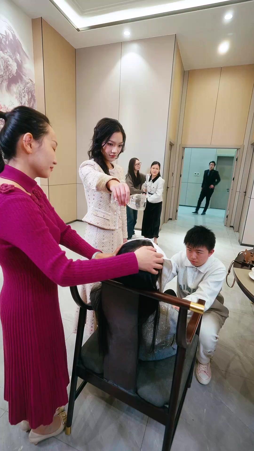 Roundabout Way to Love