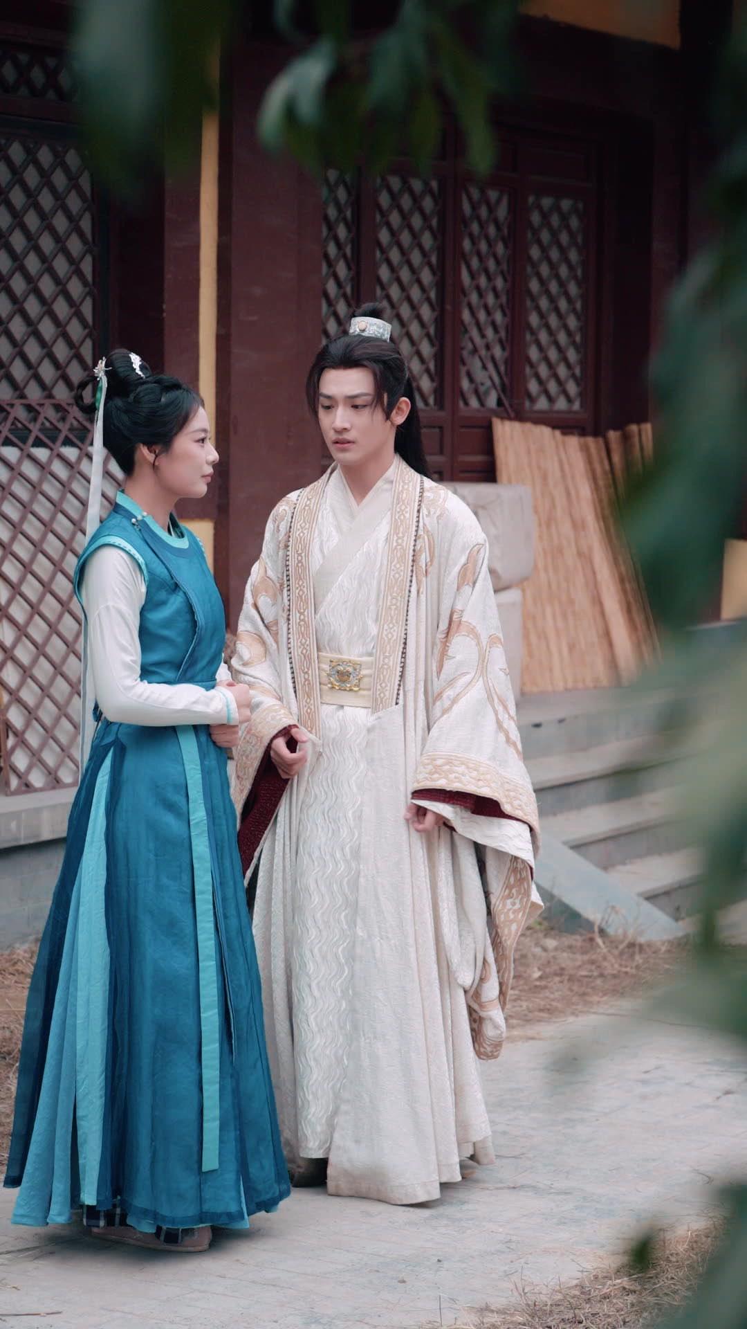 ذاكرة نورالمدفونة