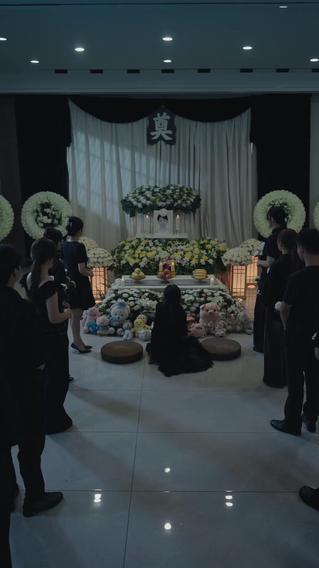 VÉRITÉ AUX CENDRES