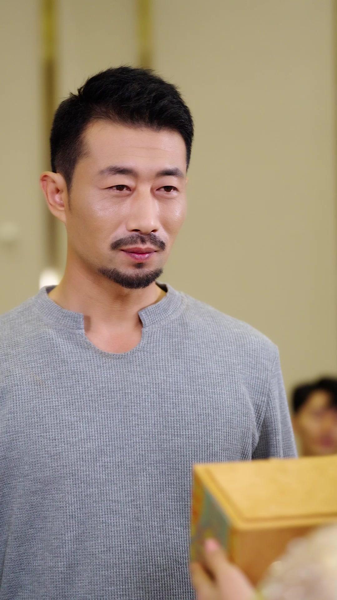 L’ARGENT AUX FEMMES, LE SUCCÈS POUR MOI