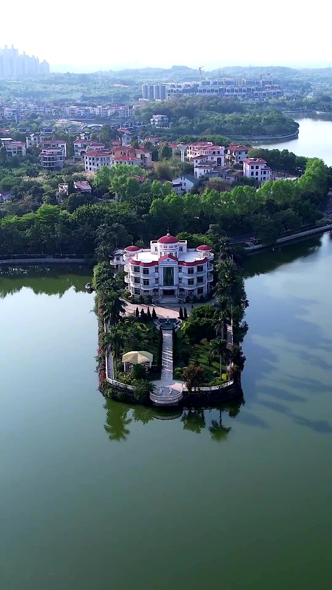 Cinta yang Sukar untuk Dicapai