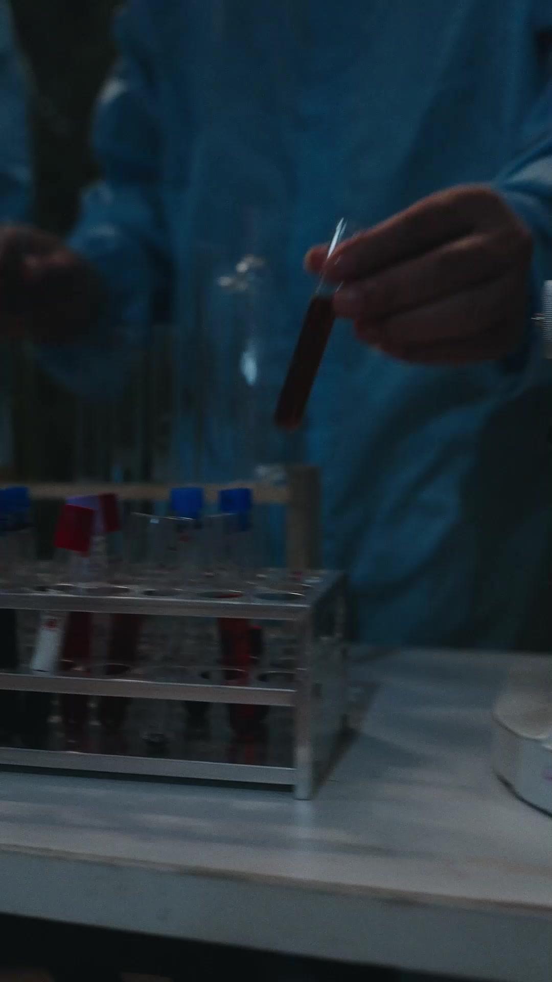 臥底英雄，重啟逆襲人生