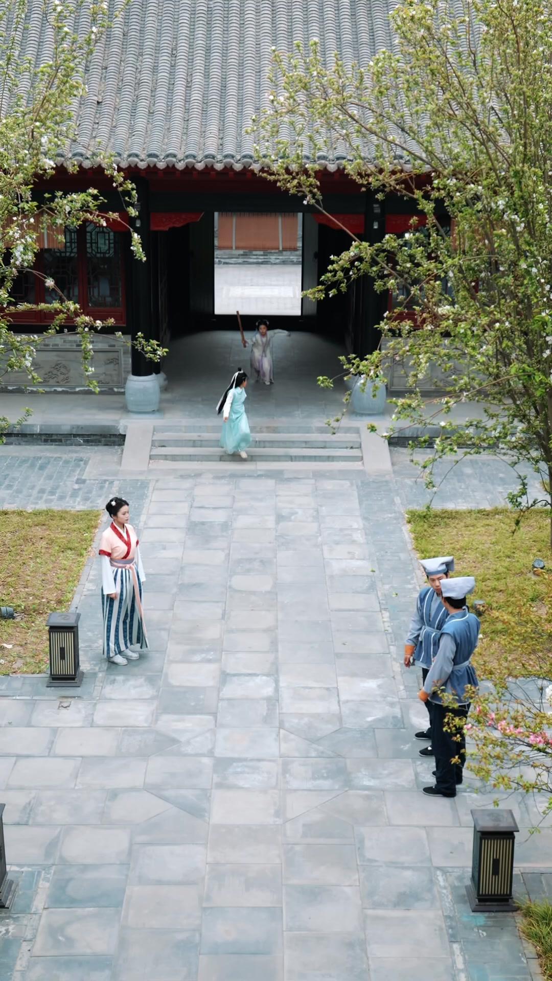 Puteri Si Miskin Menakluk Istana