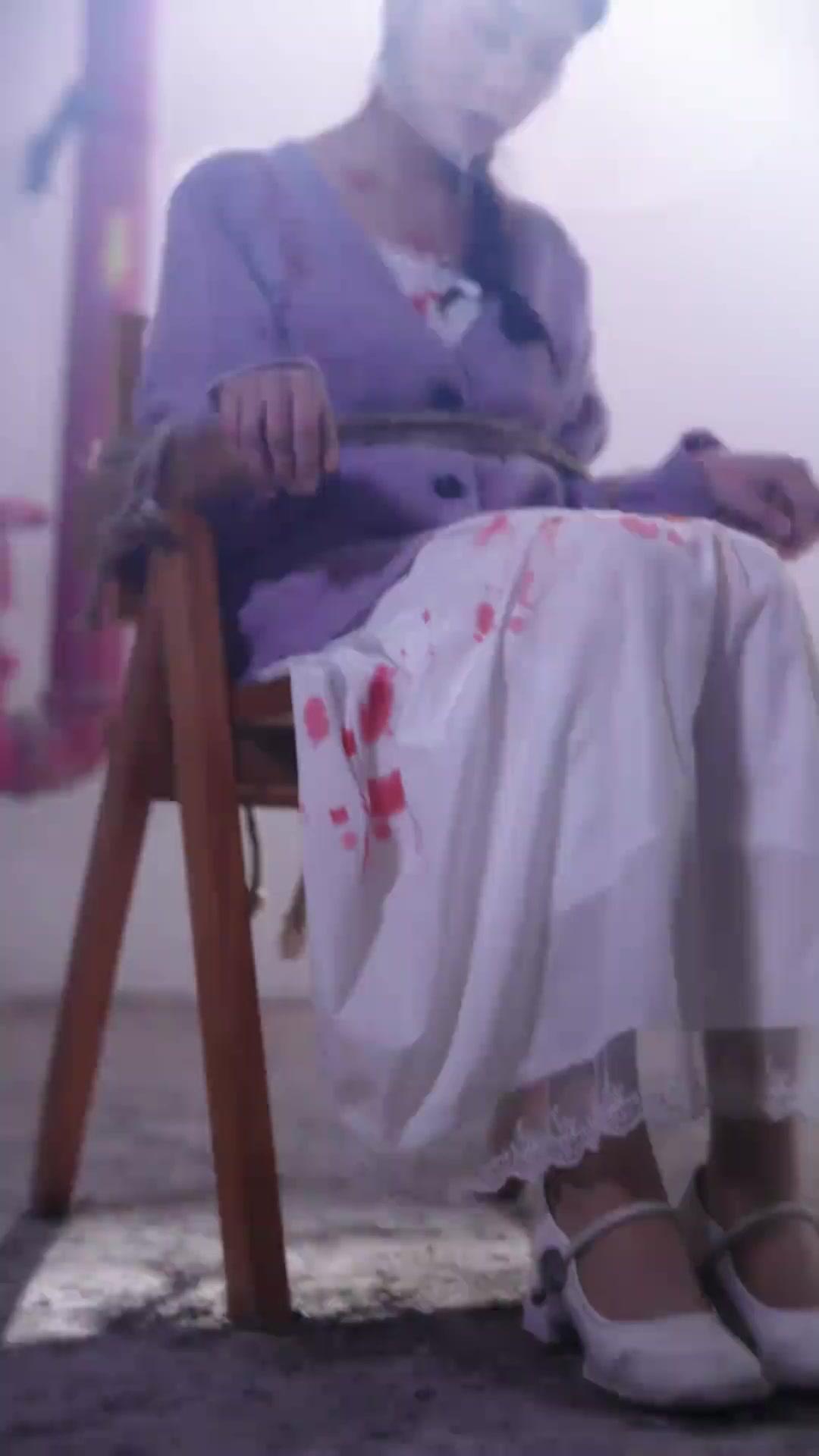 LA REINE DES POISONS RÉINCARNÉE