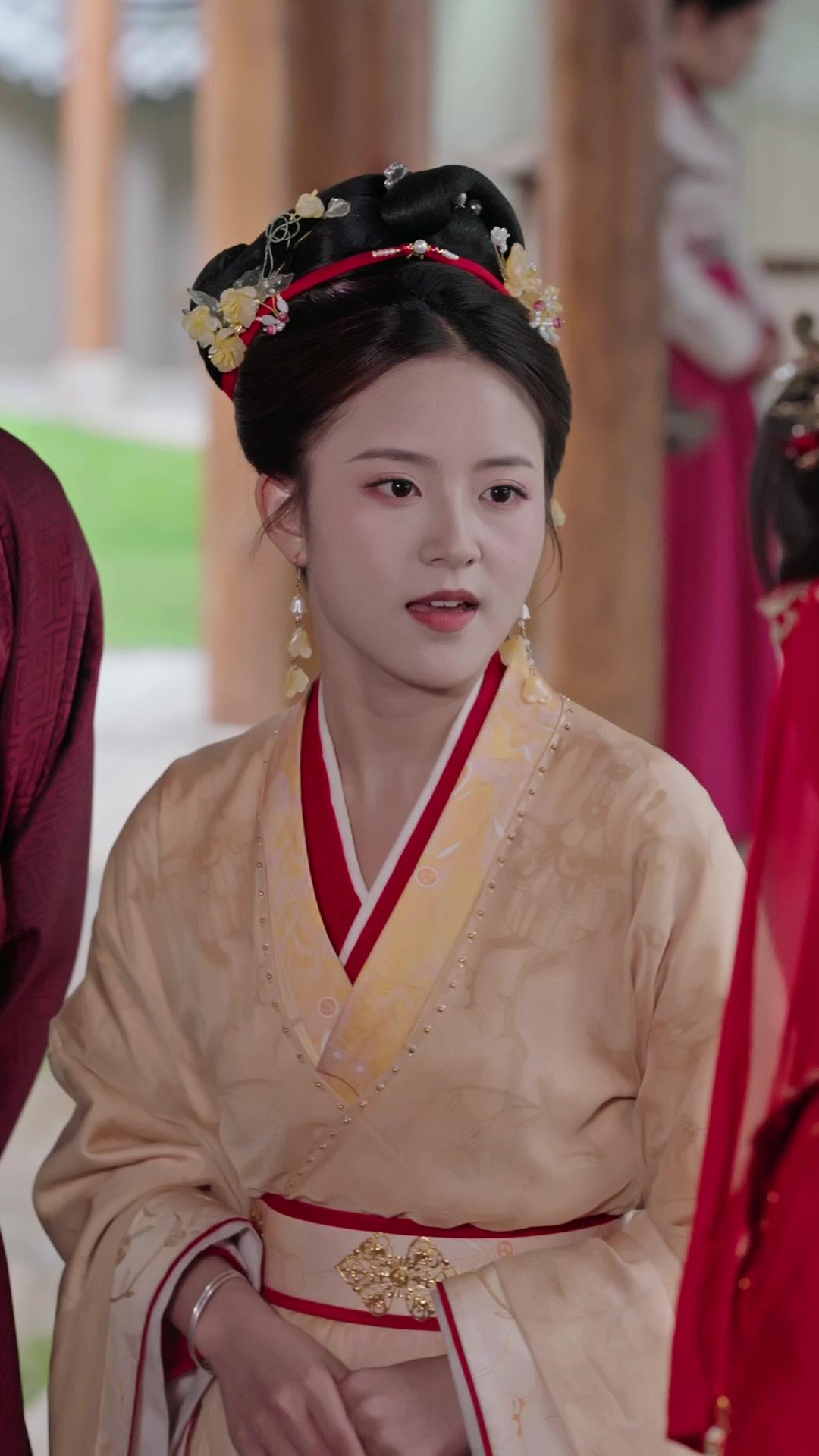 Putri Bangkit, Raja Lahir