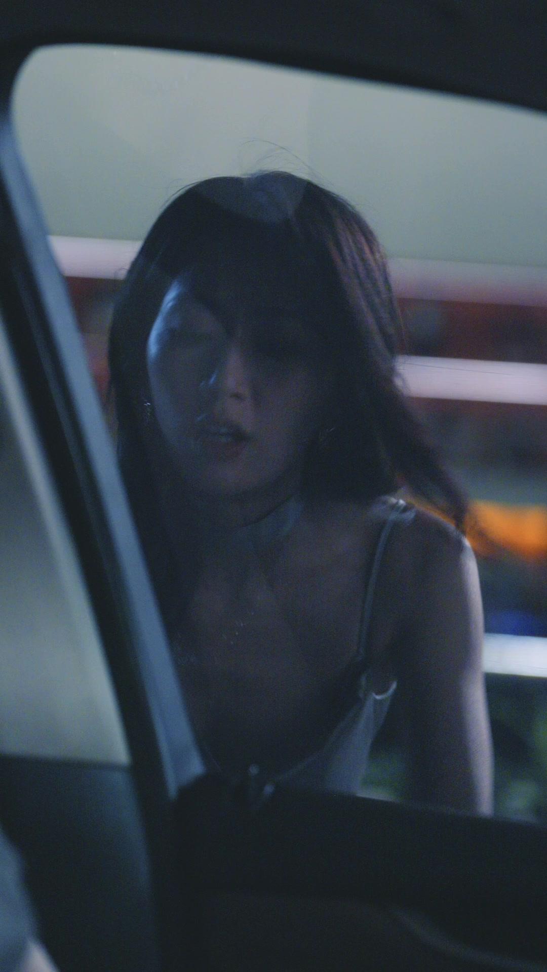 Trauma Bonding With My Hot Psycho Ex