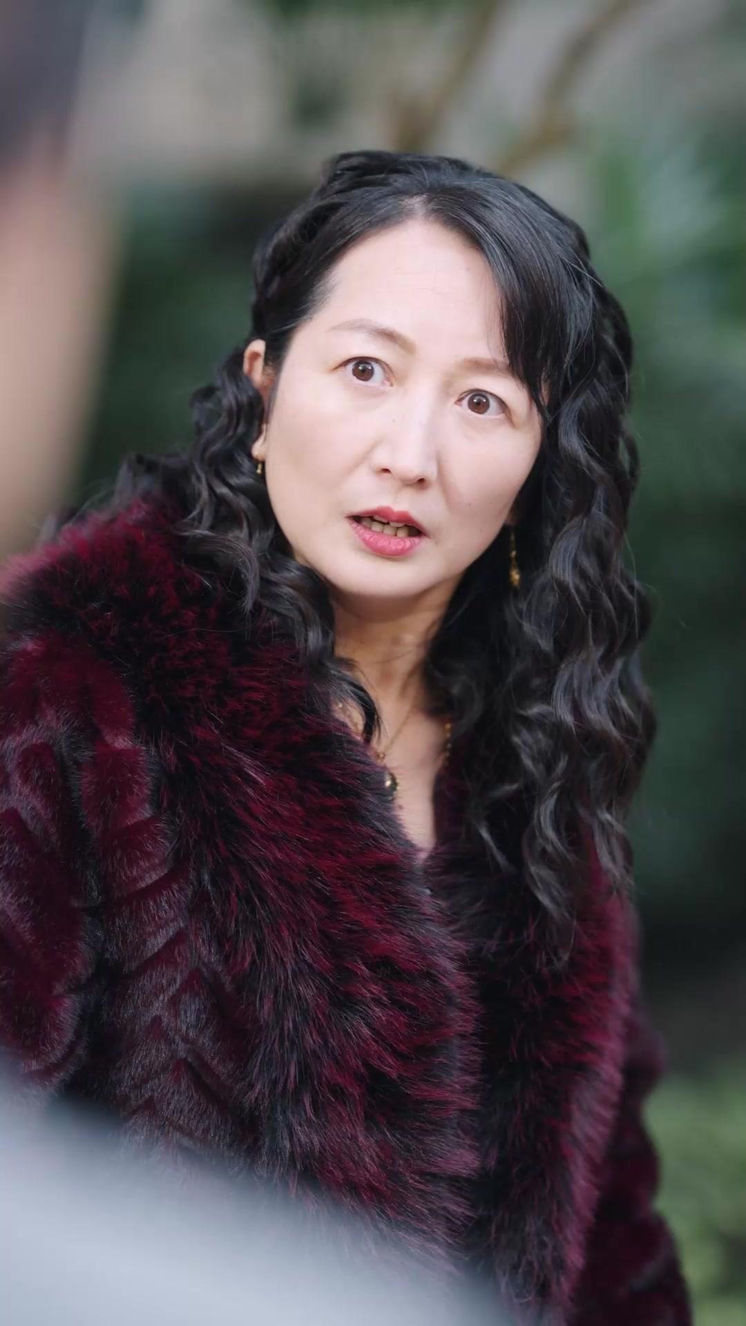 عودة الوردة الشائكة