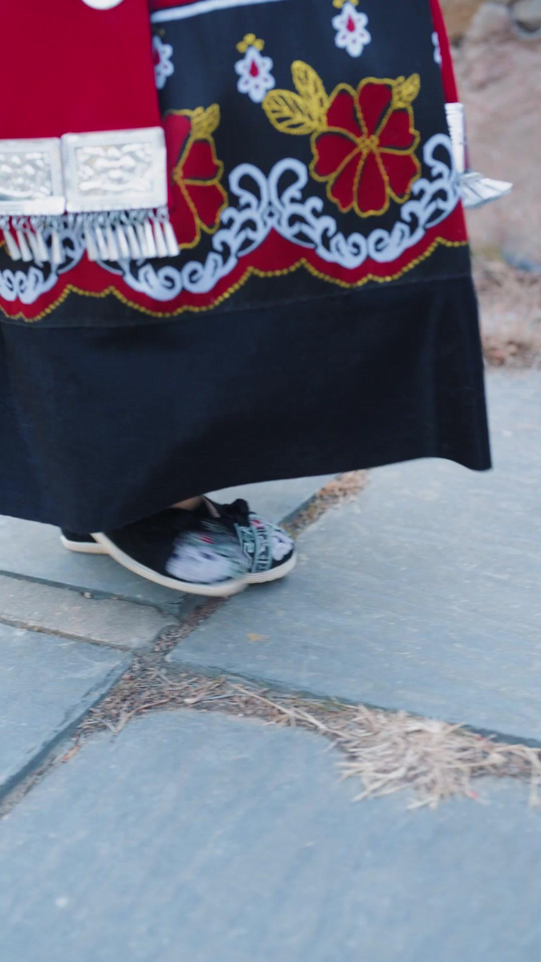 Cinta Wanita Suci yang Terputus