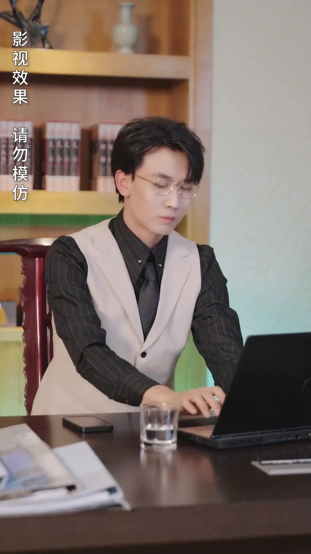 Anak Rahasia Suami Tajir