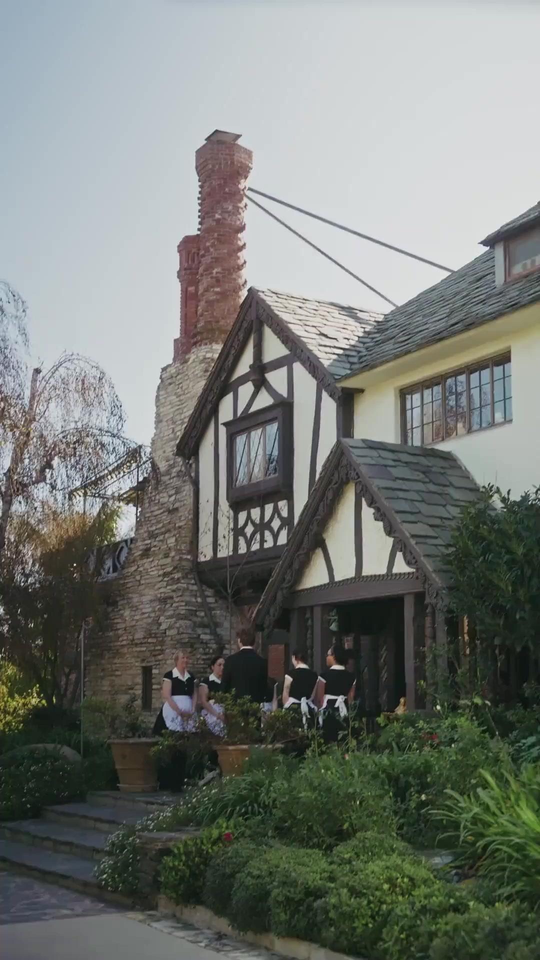 DANS LES BRAS DE MES TROIS ONCLES