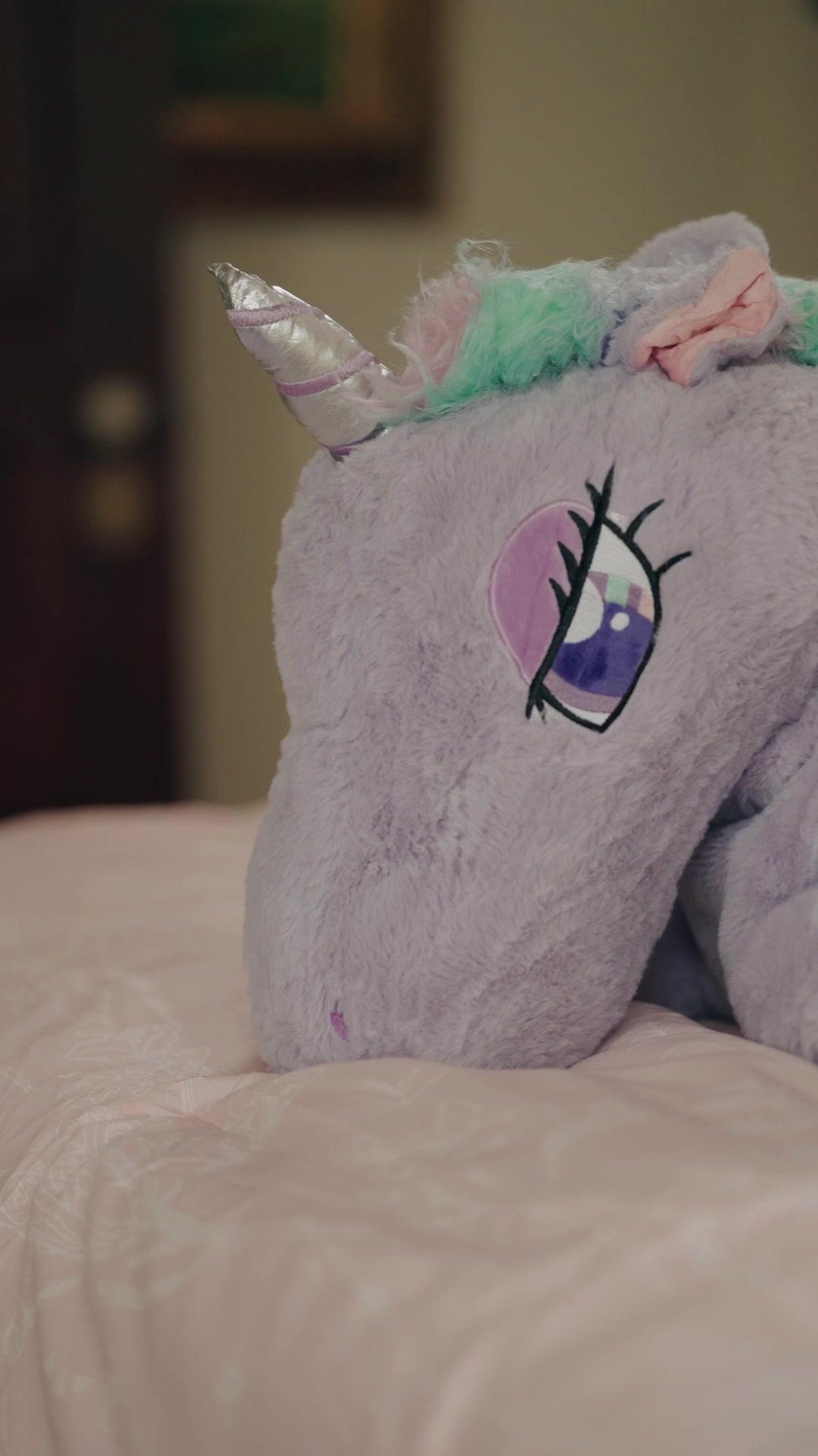 ROI ALPHA INSATIABLE ME RÉCLAME