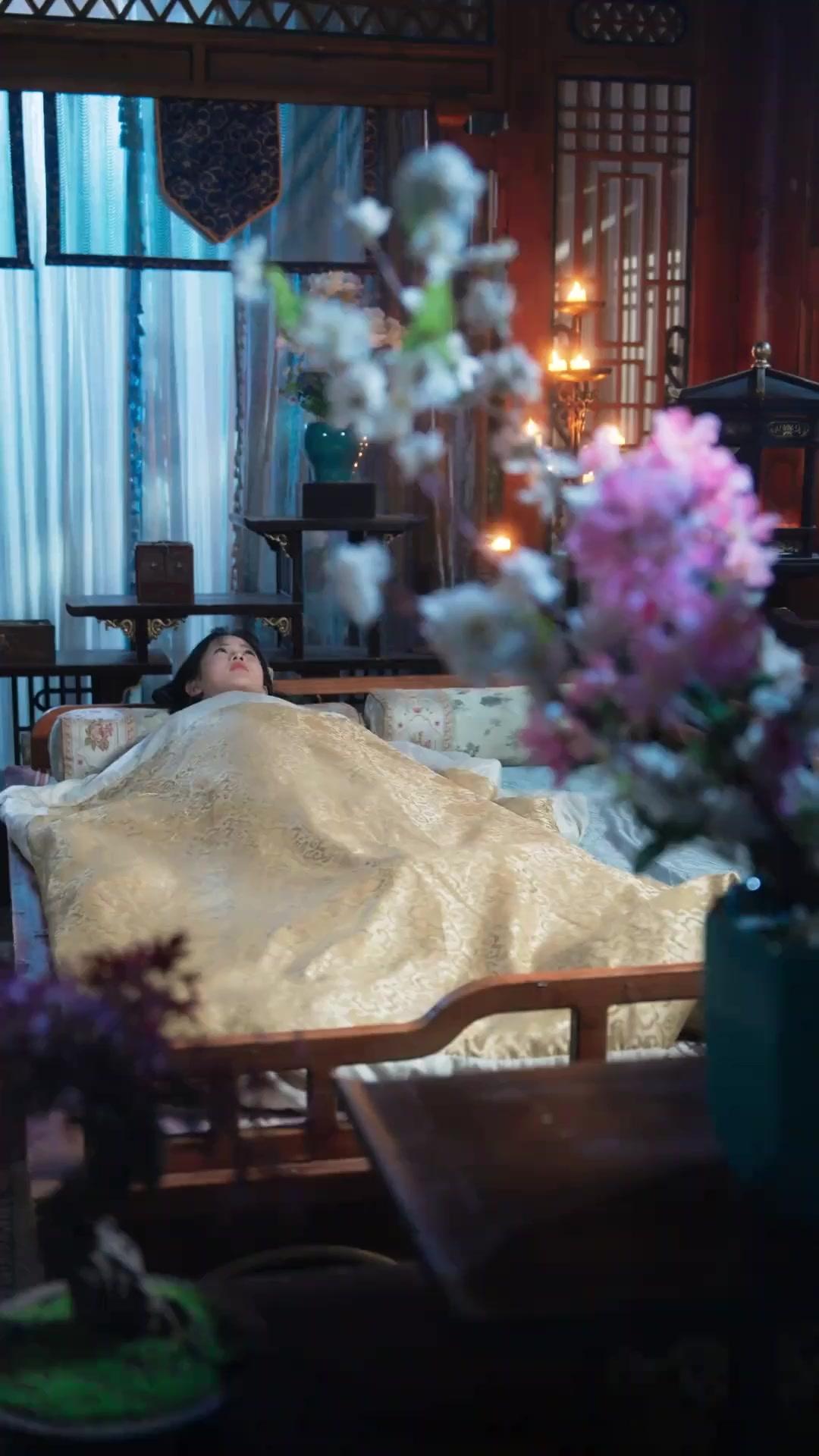 Envenenaram o Herdeiro e Ela Foi a Única Cura