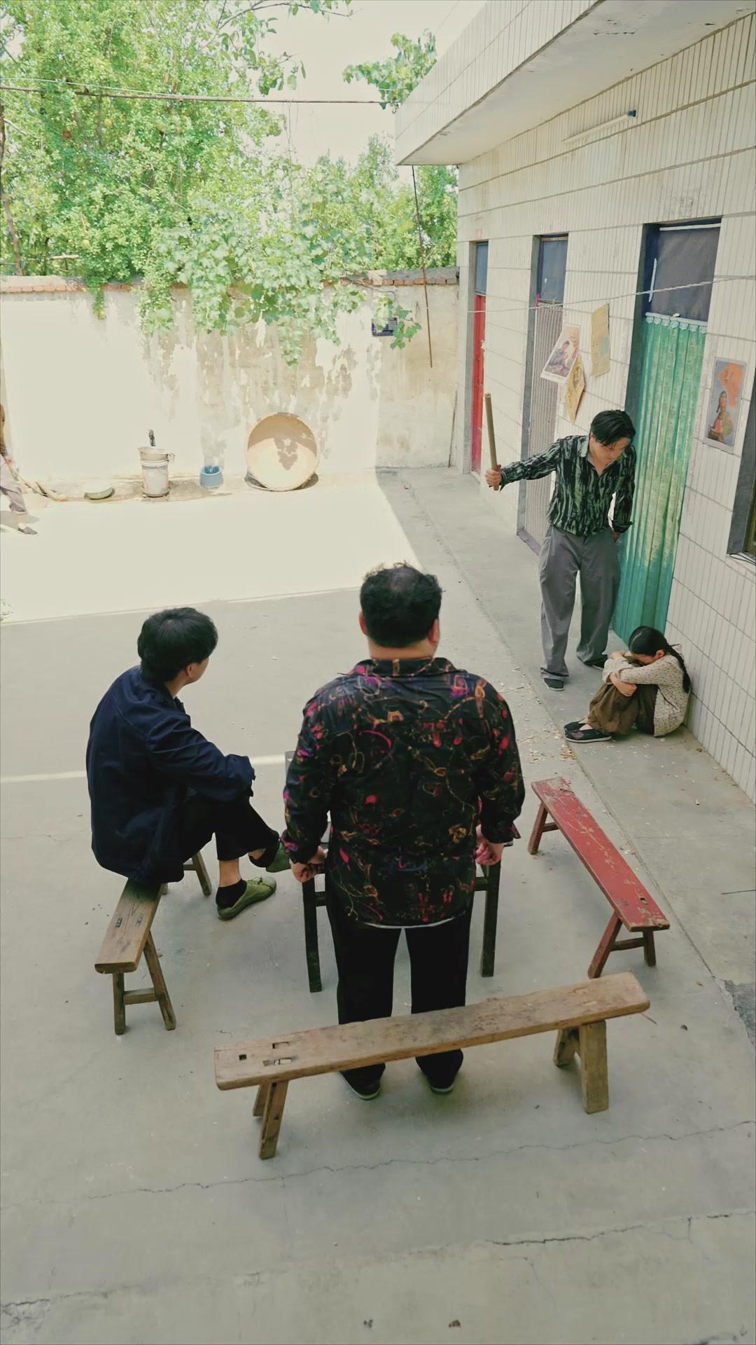 من القمار إلى القمة