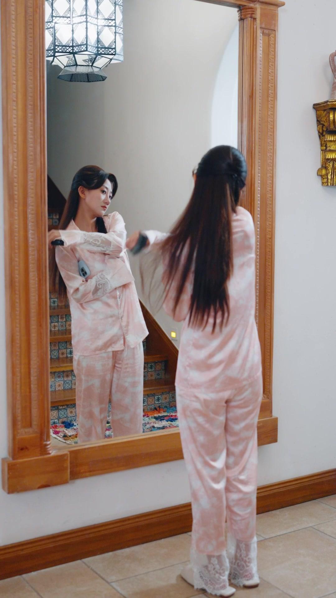 5 Years of Love? He's Clueless! 