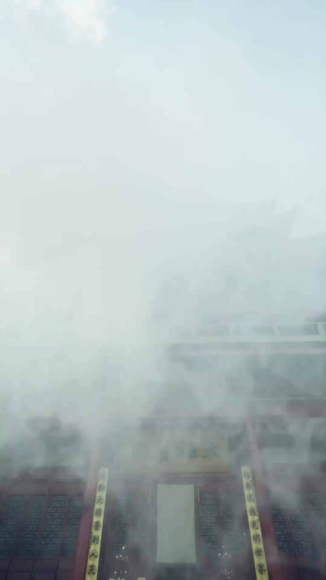 Terjatuh Dalam Dunia Cinta Anda