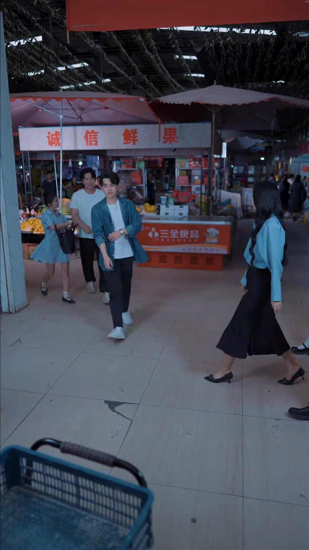 Irmãs a Joelhar: O Retorno Recusado