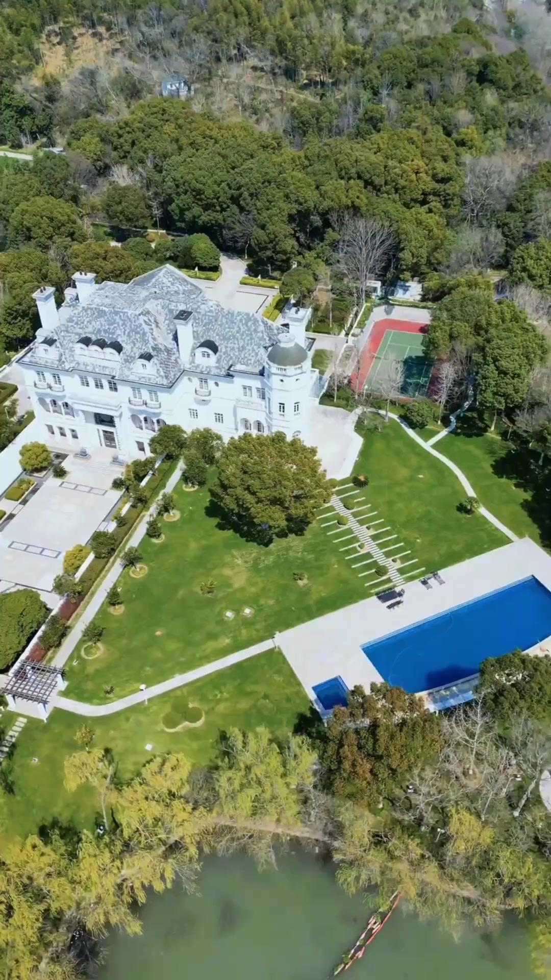 My Great-Grandma from the Past