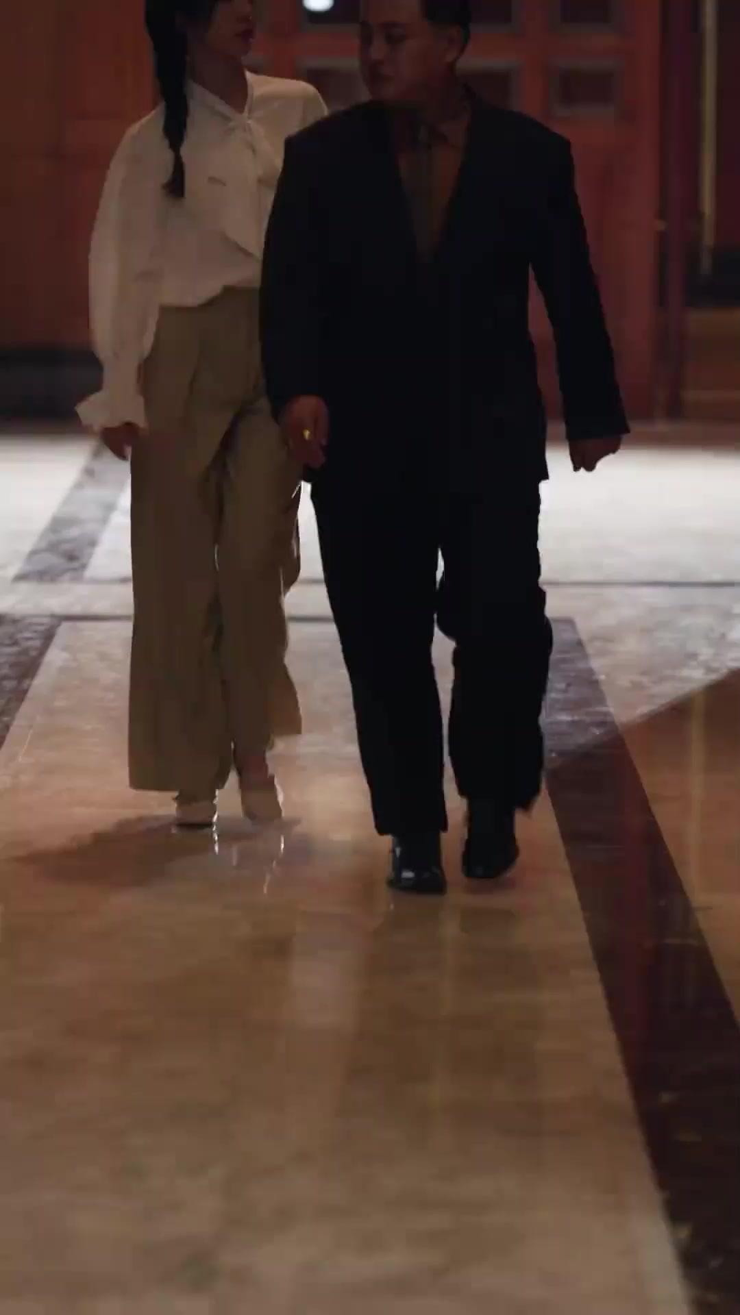 (Sulih suara) Cinta Membara Direktur Miliarder