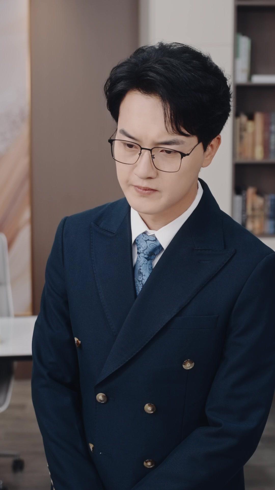 Seragam Perang di Balik Apron