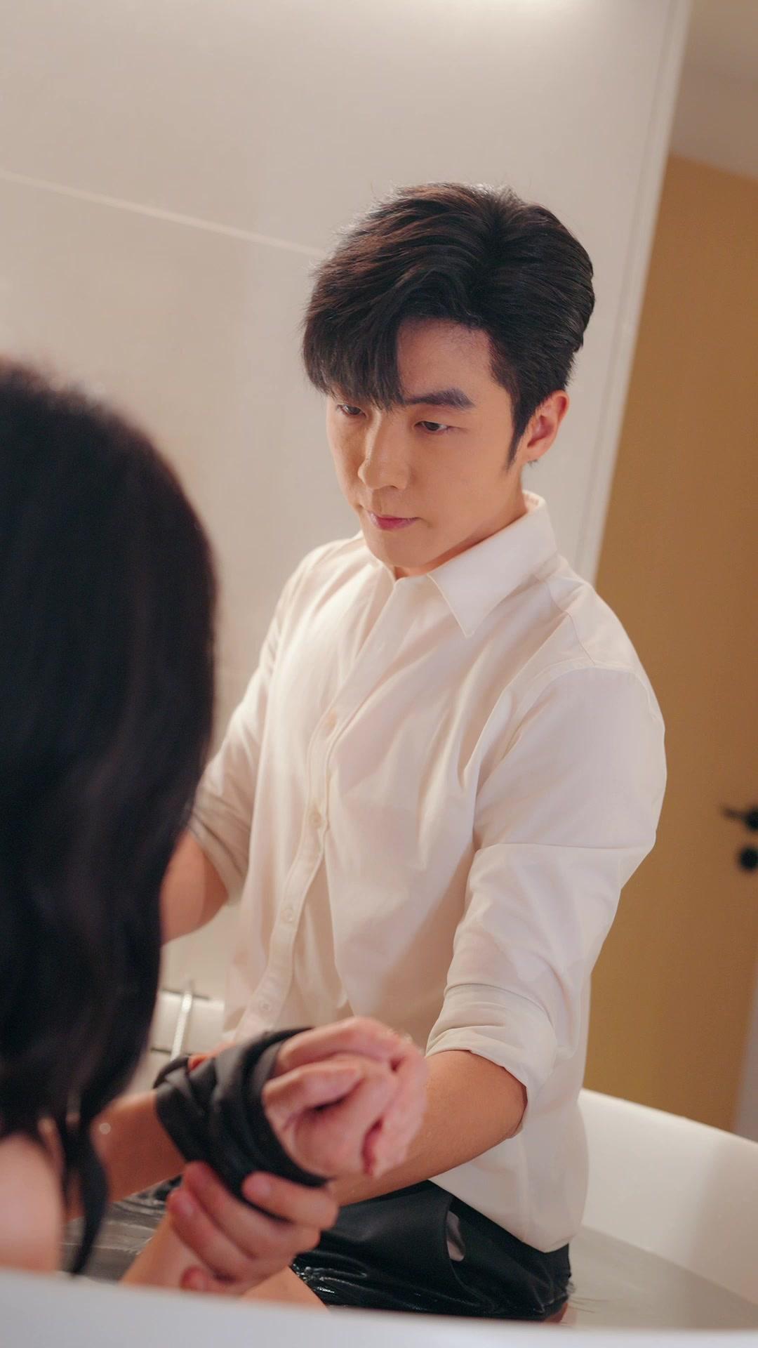 Ben ve kız arkadaşım en iyi dostuz