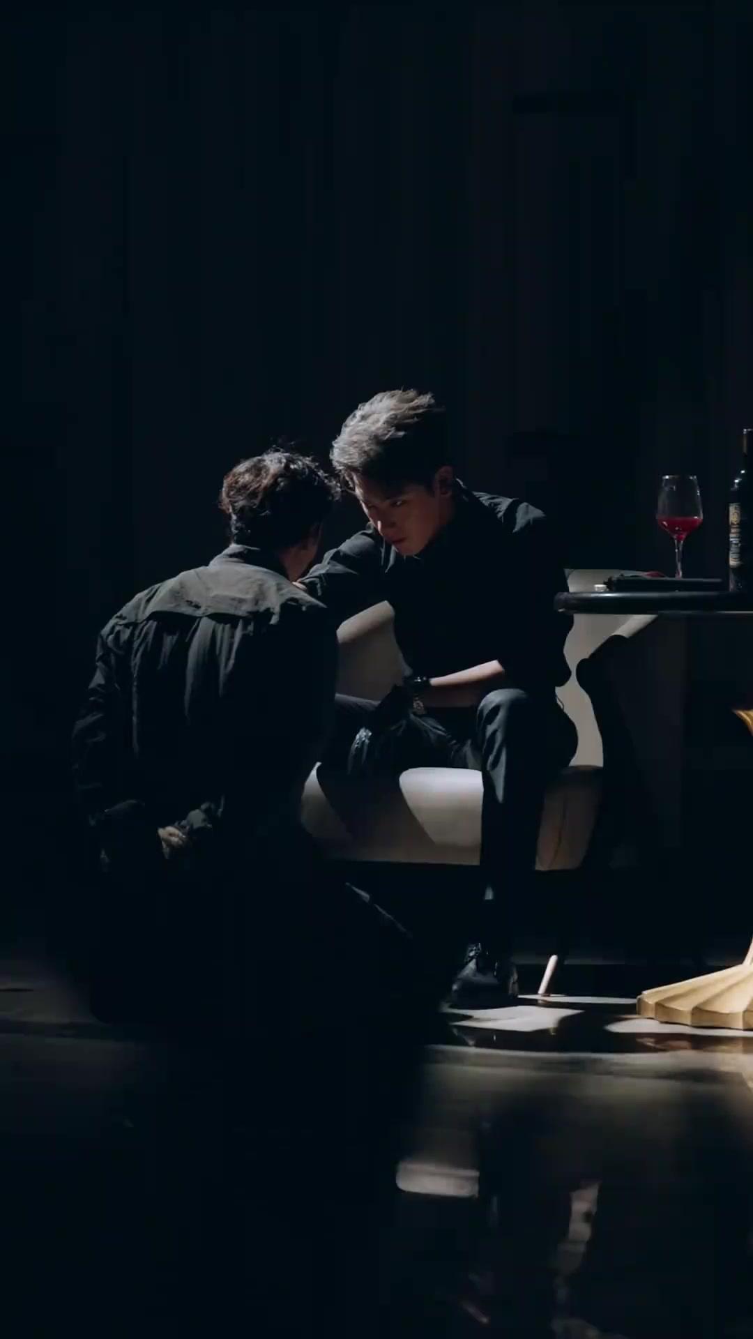 กุหลาบในเปลวเพลิง