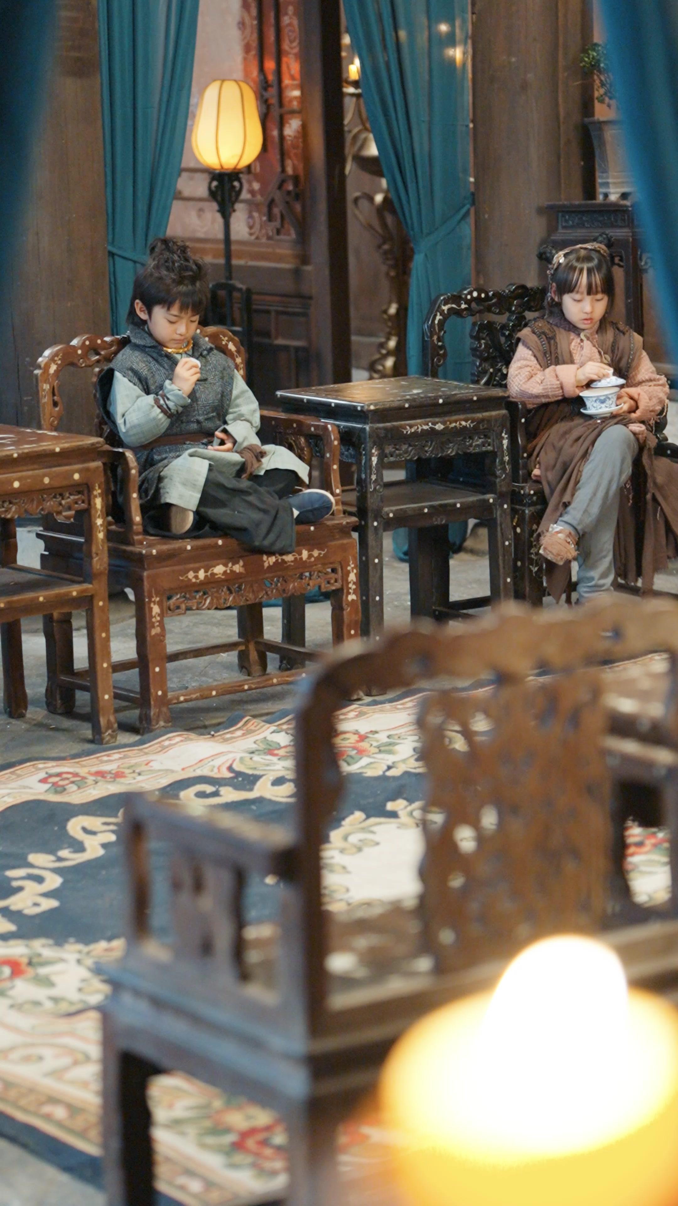 Dua Bocah Guncang Dunia