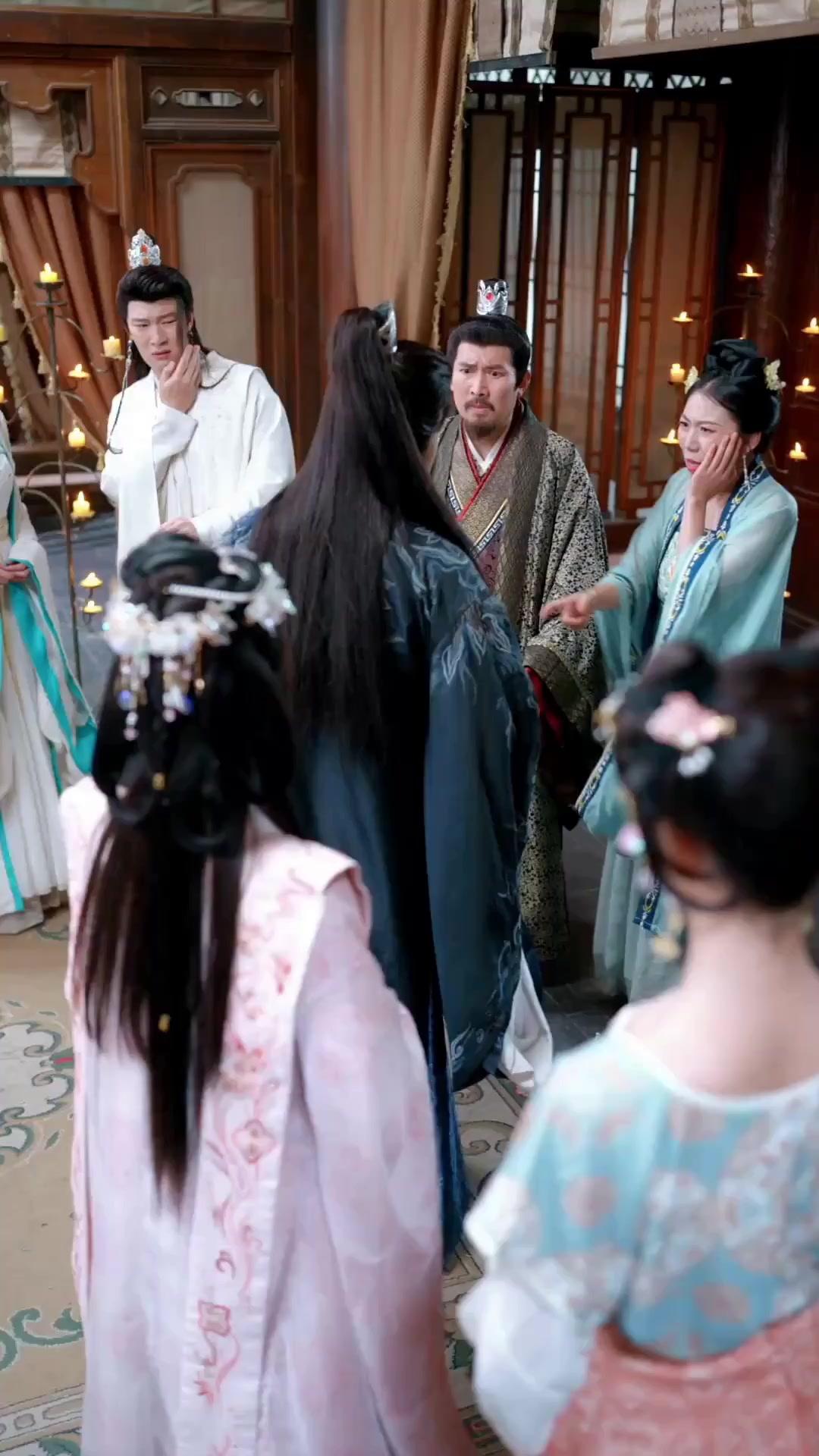 (مدبلج) حين أكون فاسقا عابرا… وتكون زوجتي معادةالميلاد