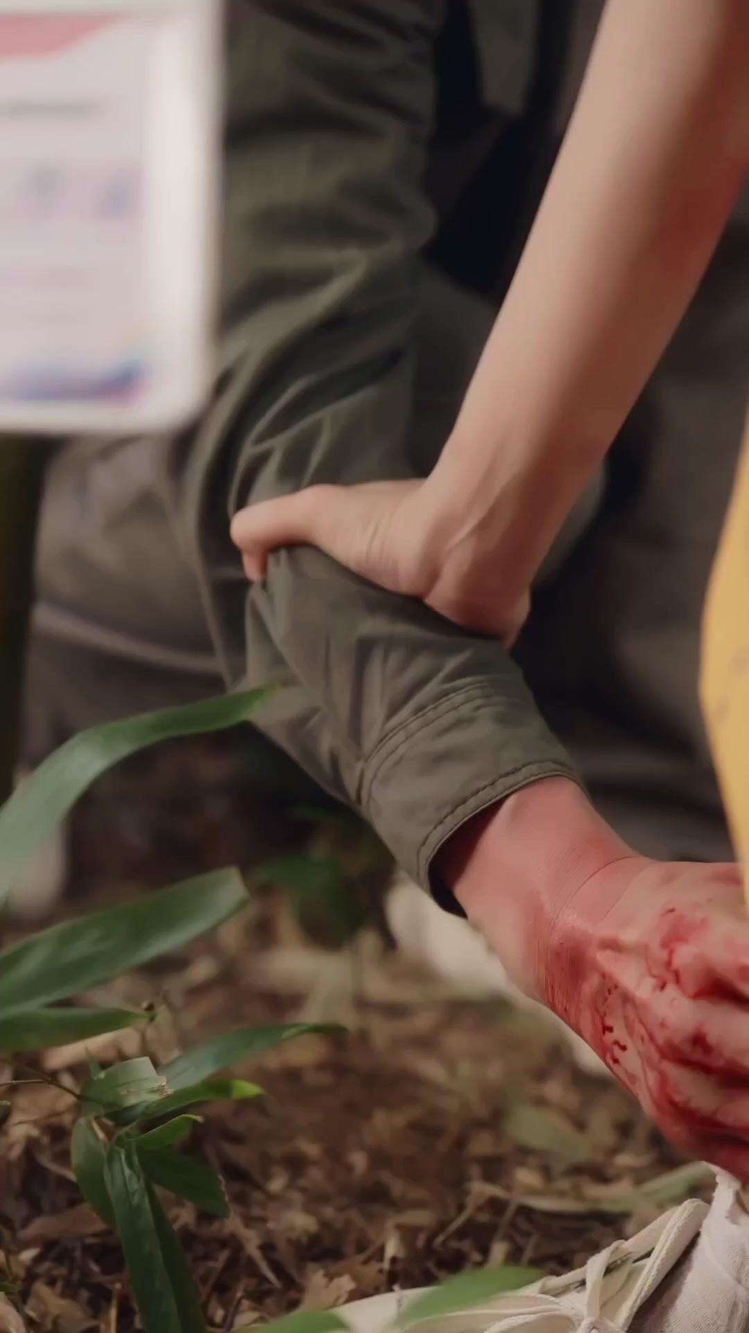 聽懂獸語後，假千金成警局團寵