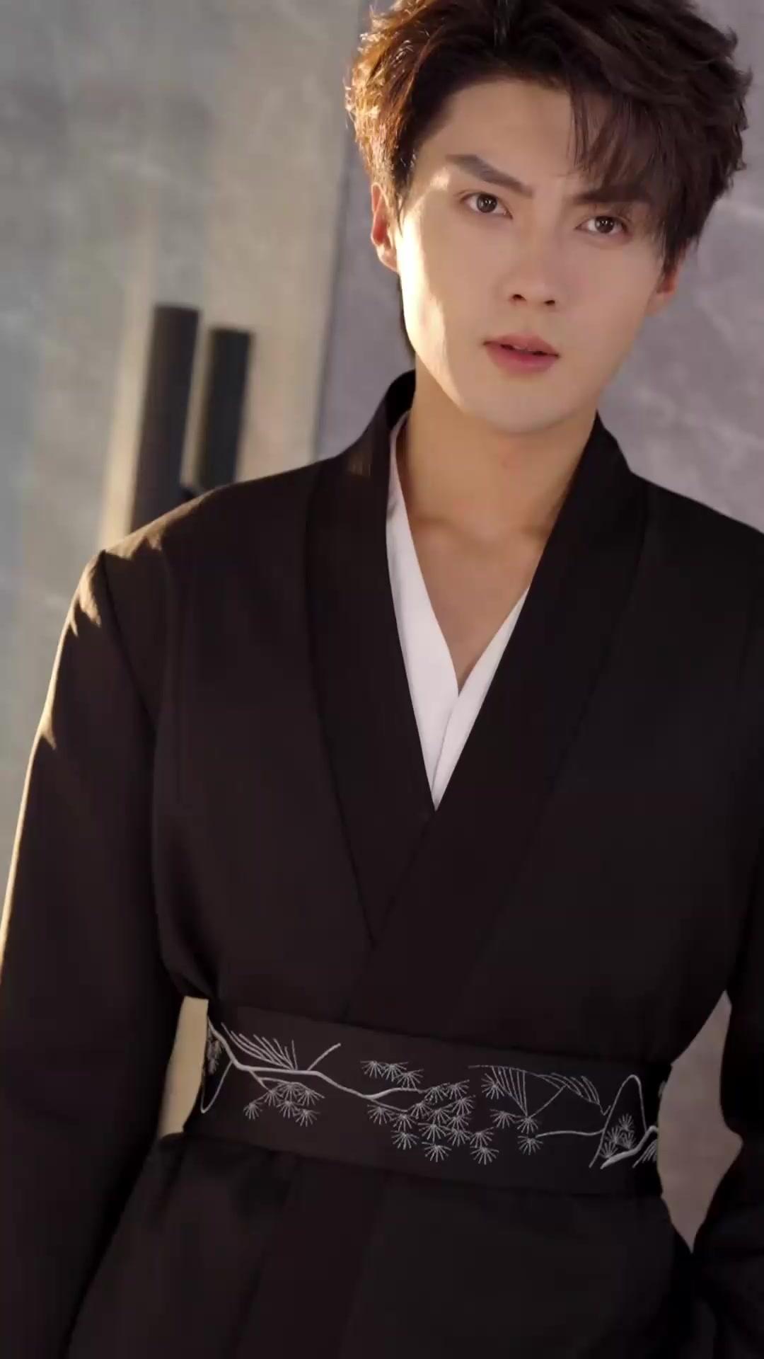 (Lồng tiếng)Cám Dỗ