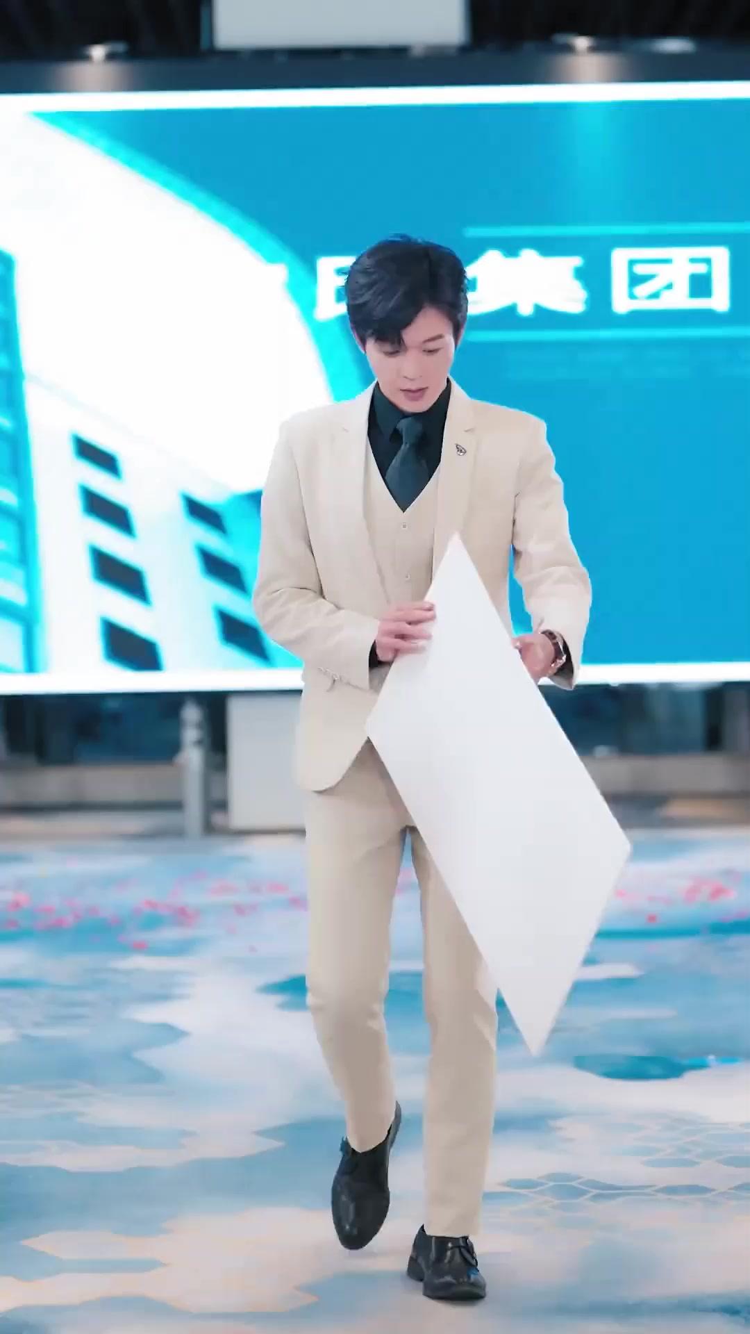 (Dublajlı) Gelecekten Gelen Aşk