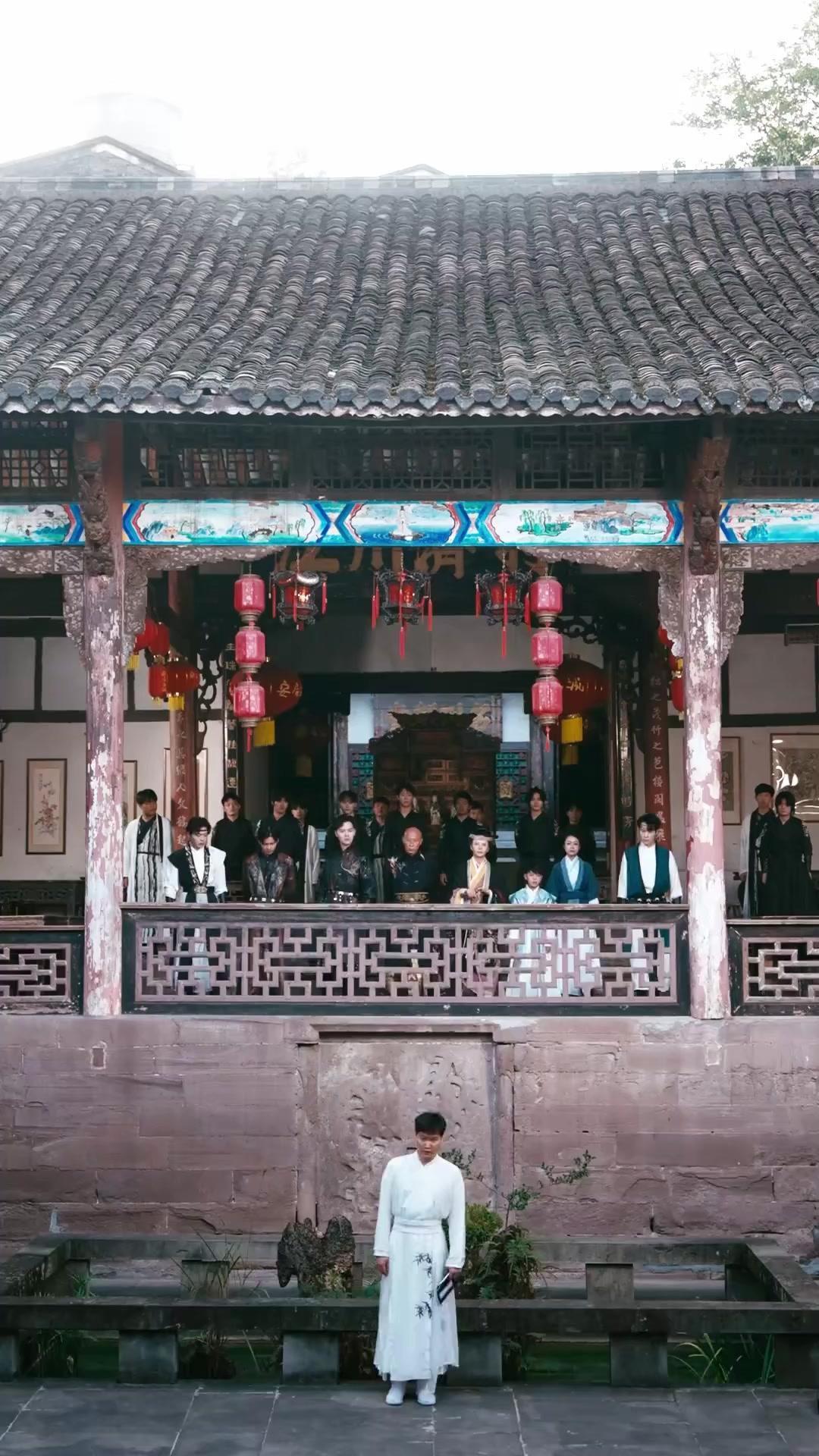 Pendeta Kecil, Luar Biasa Hebat