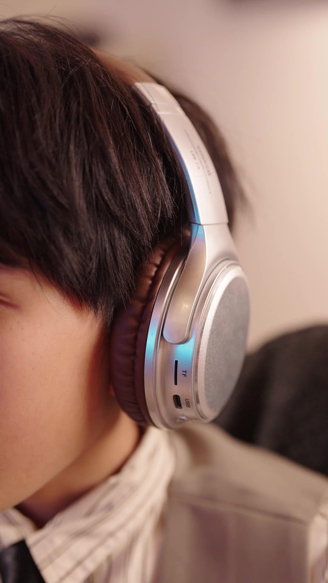 How to Tame a Tiny Tycoon