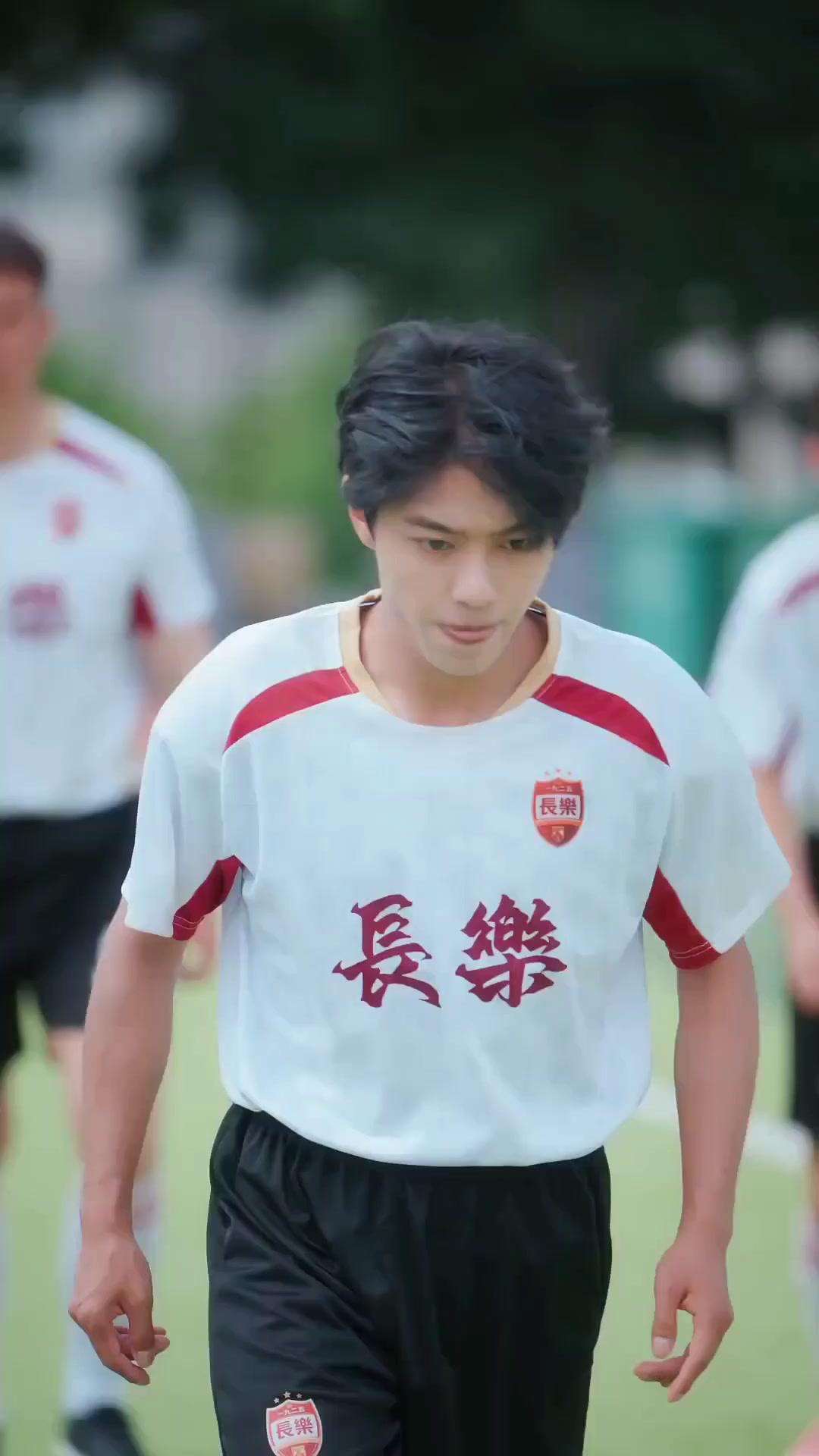 (Dubbed) Back at Eight: The Football Legend