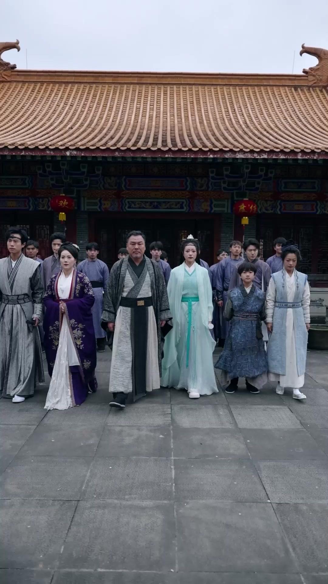 (डबिंग) किशोर खड्ग सम्राट