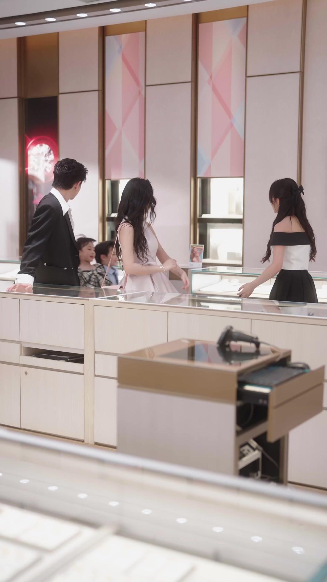 MARIAGE EXPRESS: MAMAN AUDACIEUSE