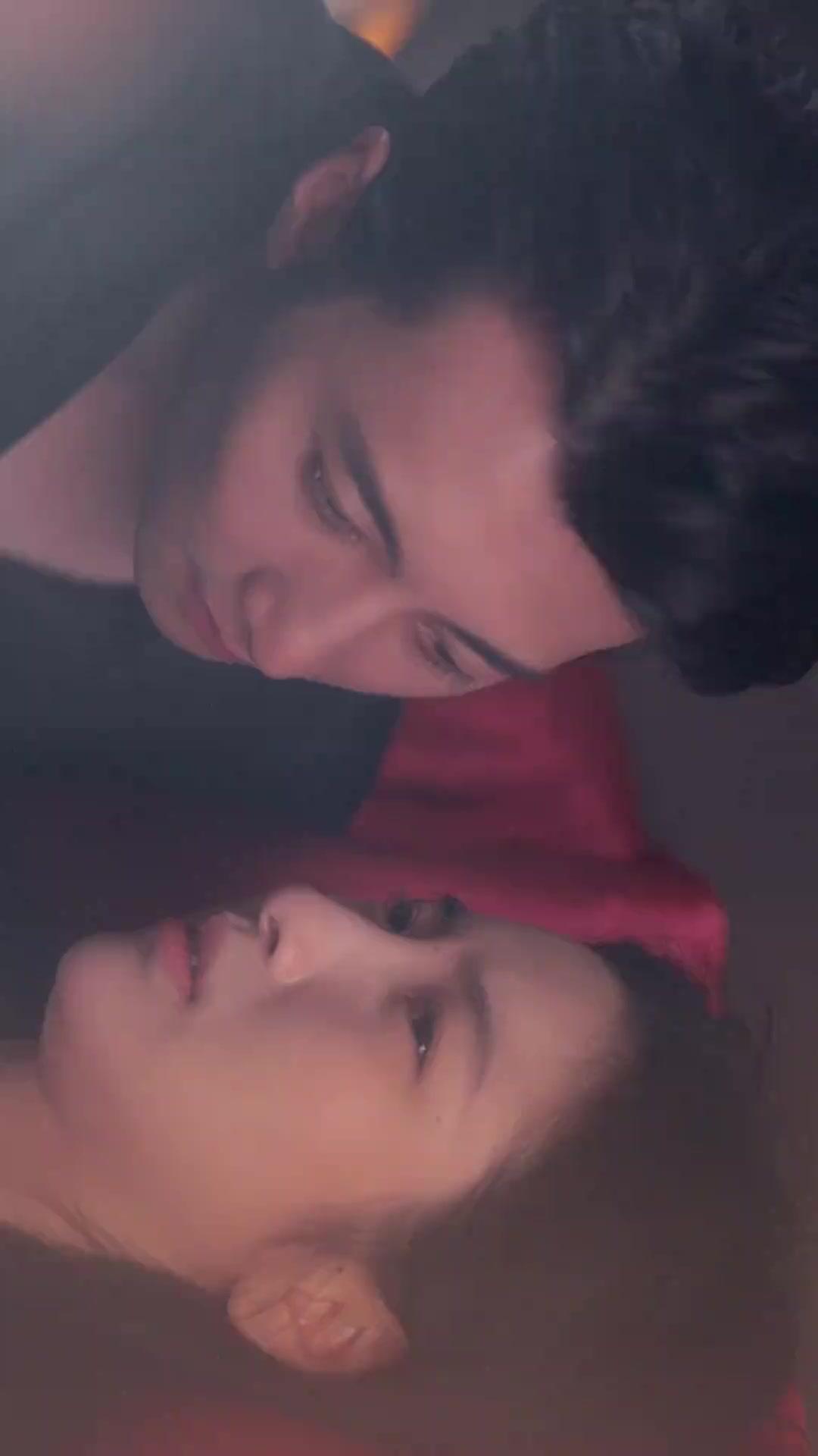 (พากย์เสียง) รักปลอมๆ หลงจริงจัง