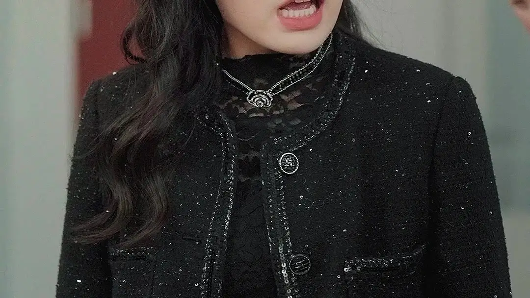 Thief Under Roof: When Lace Meets Leather in a War of Generations