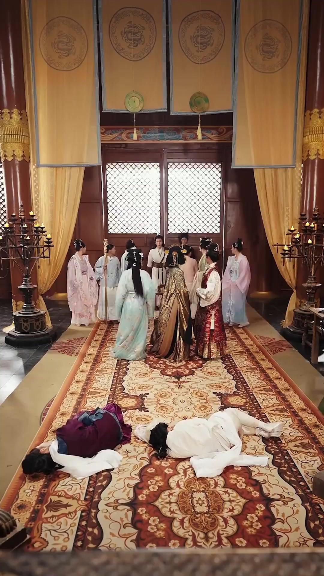 ปิ่นหงส์สลับชะตา