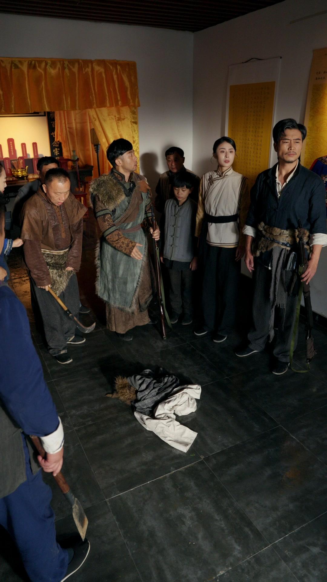 哀牢山驚魂人面熊