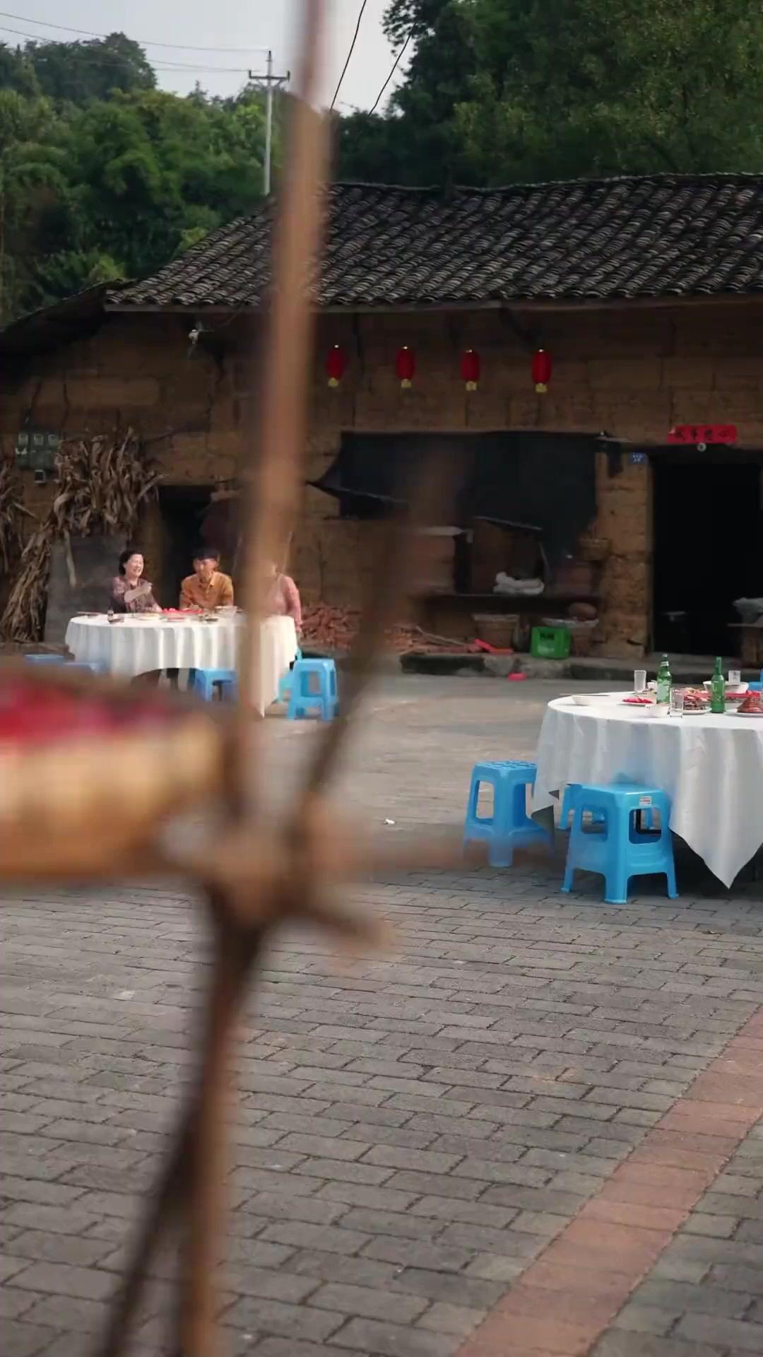 この世から、恋が消えても