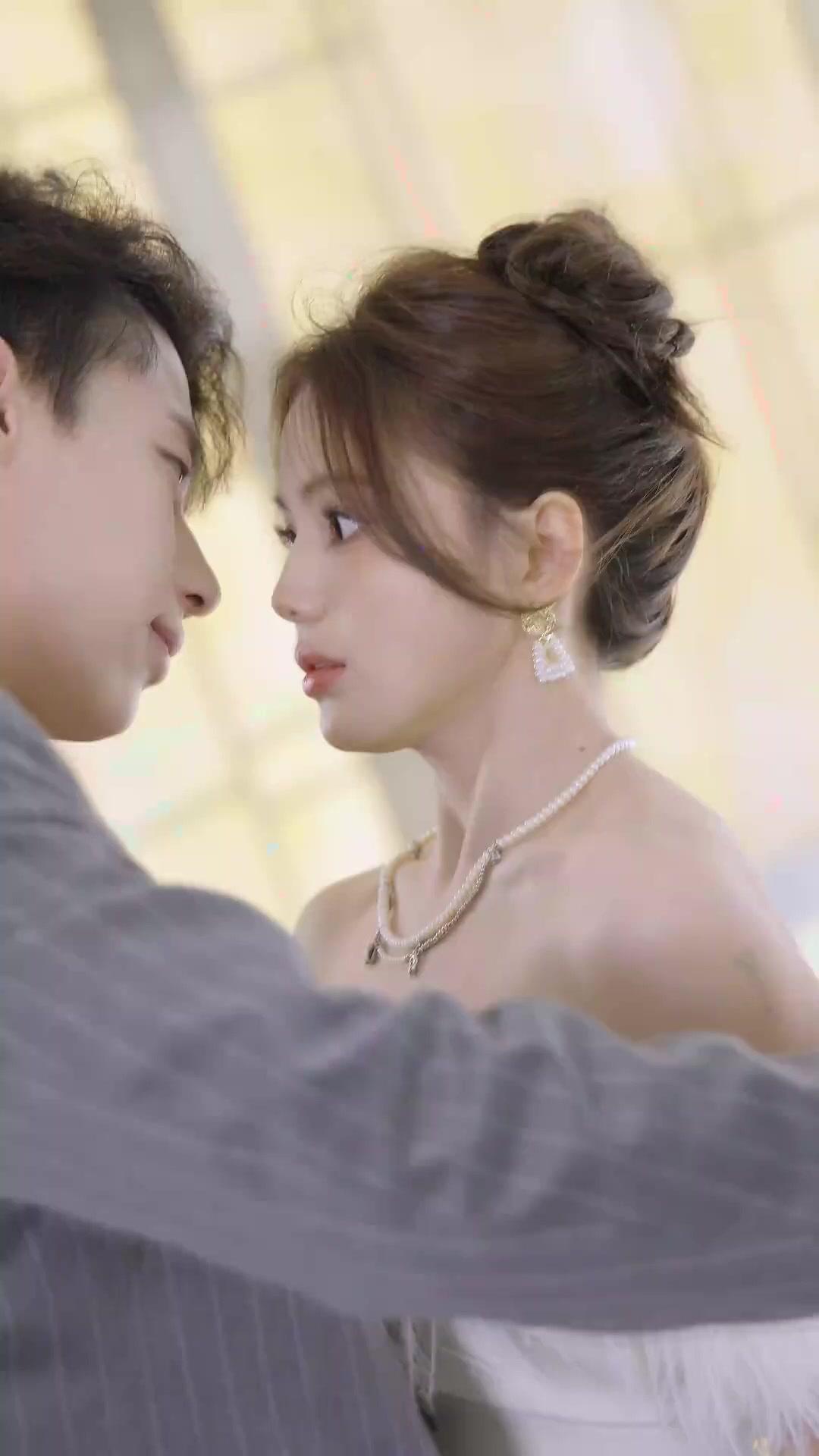 แฝดห้าบุก! ตามล่าคุณพ่อสุดป่วน