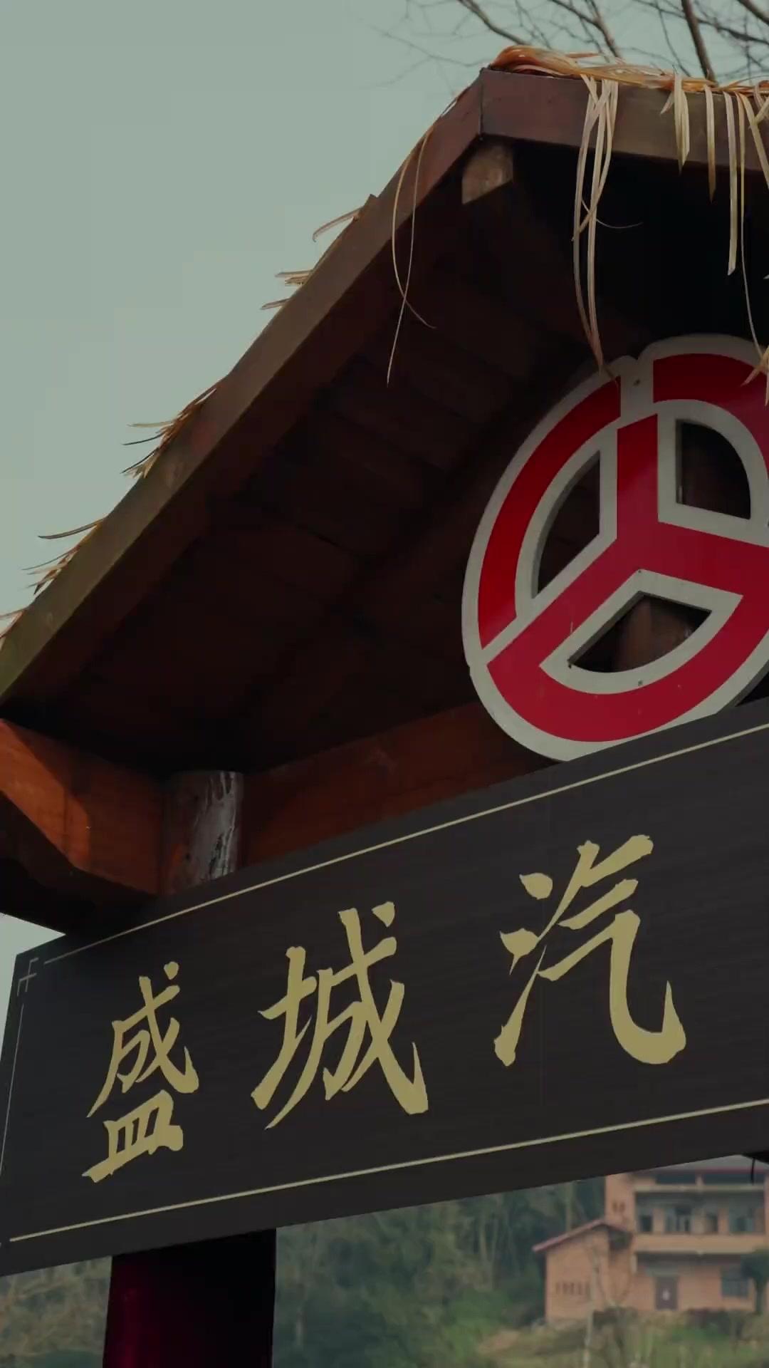 A Jornada Solitária ao Abismo