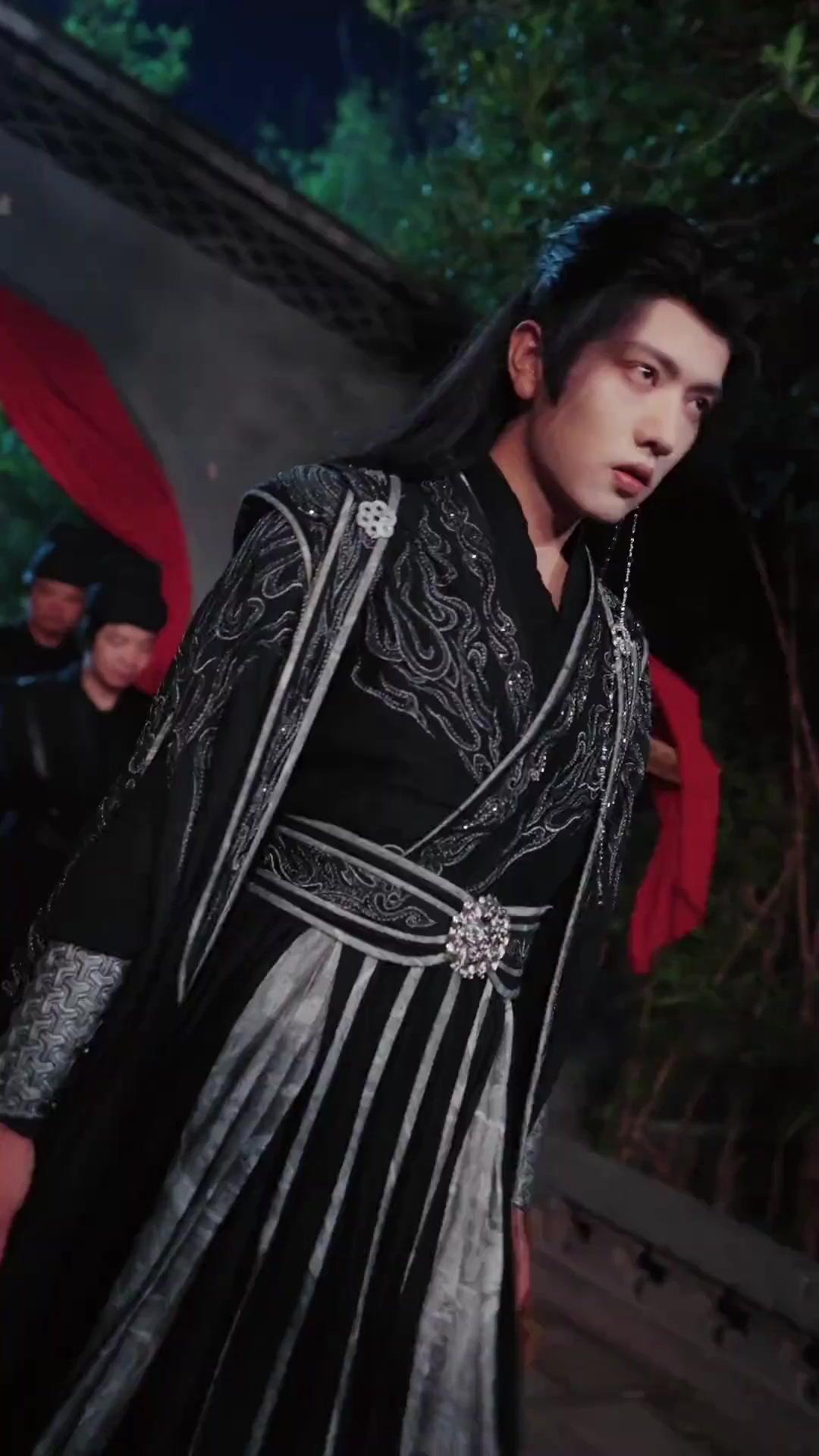 ผู้ใดได้ข้า ผู้นั้นได้แผ่นดิน