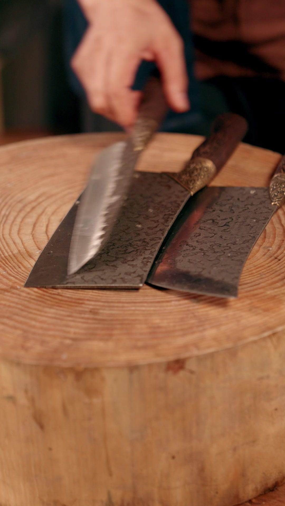  Anak Angkat yang Serakah