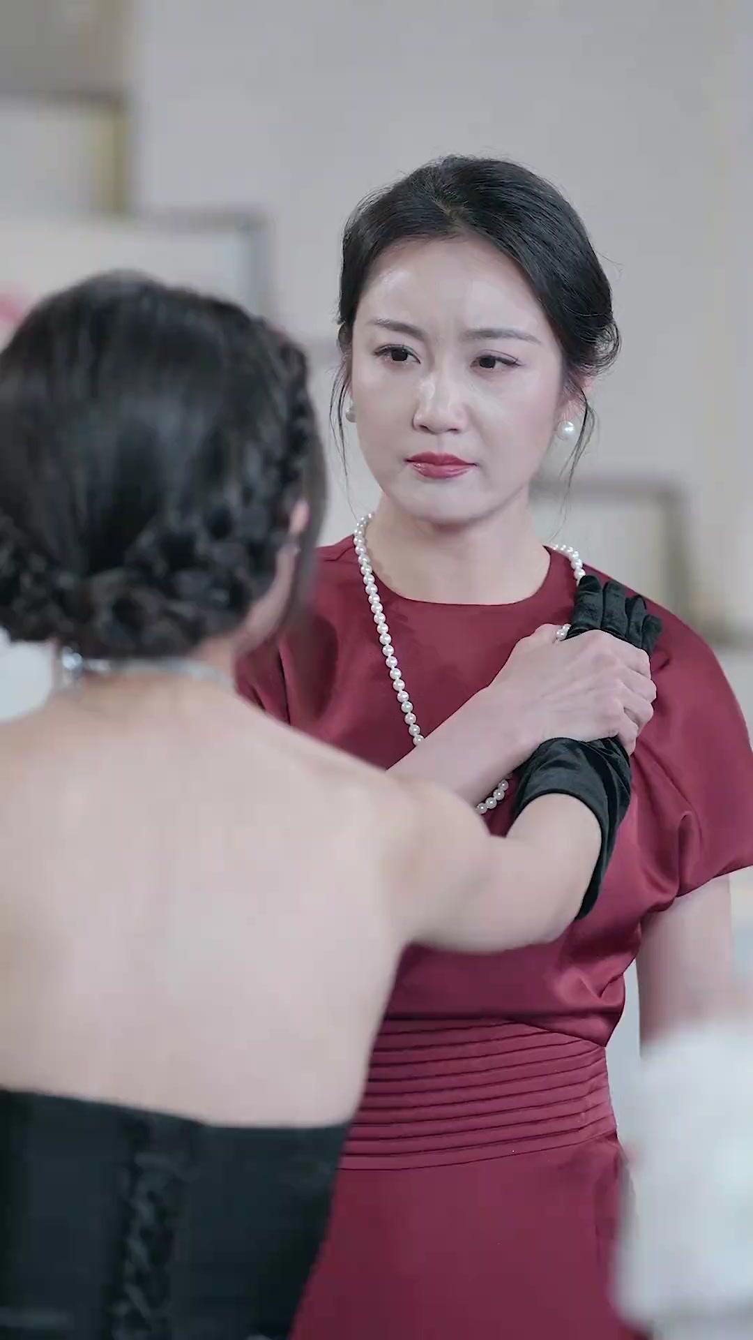 離婚後親手掐斷前夫的成功路